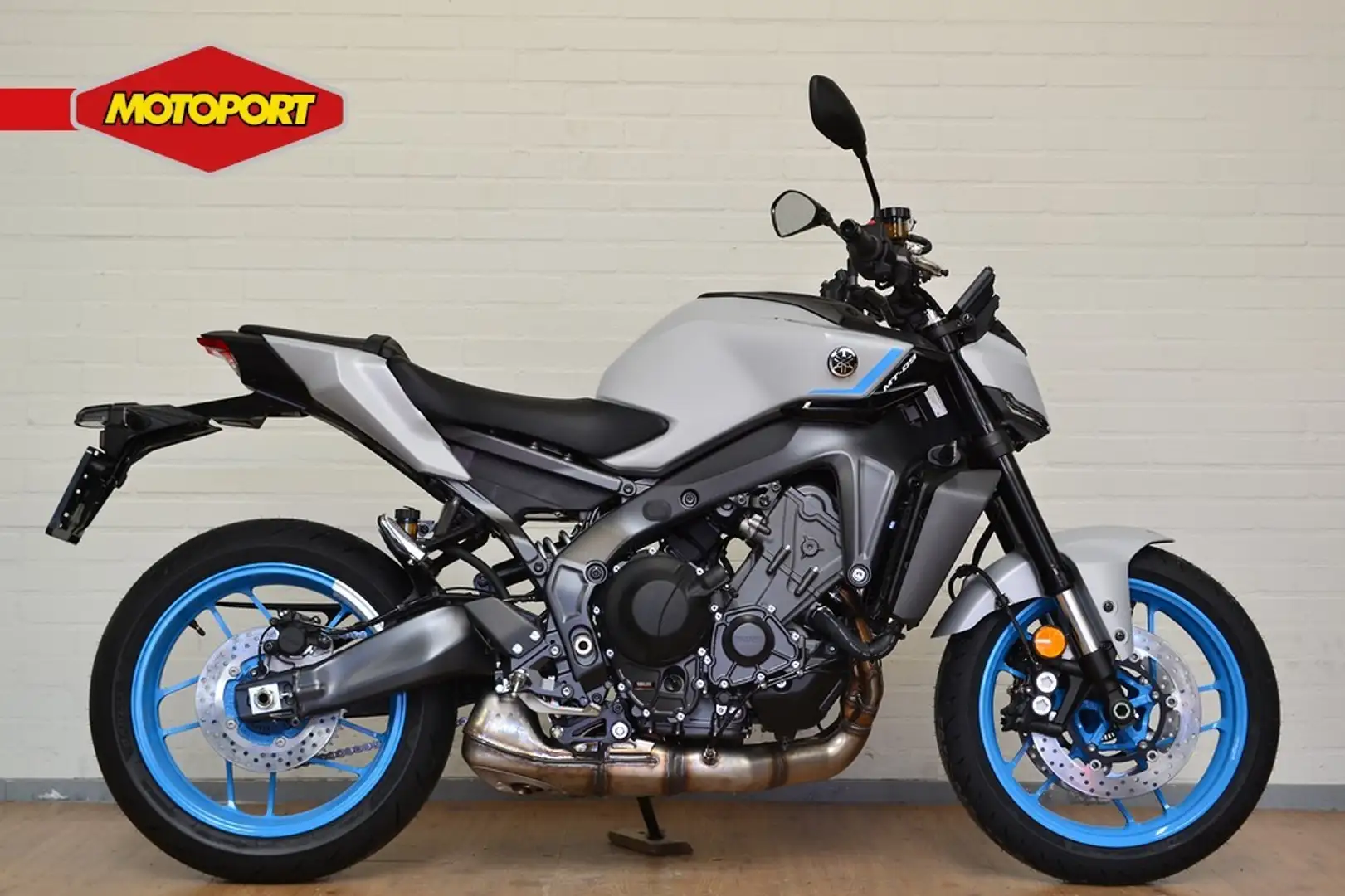 Yamaha MT-09 Zwart - 1
