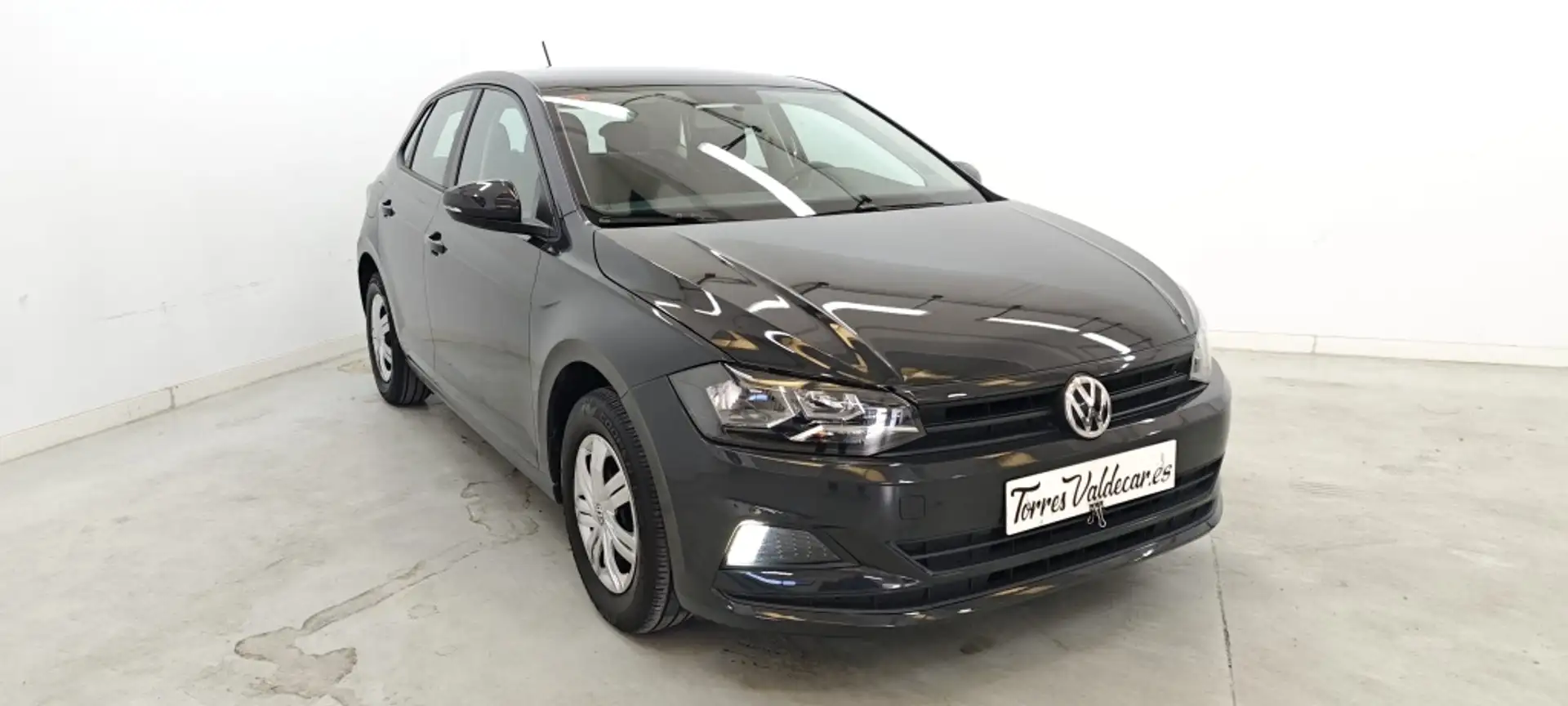 Volkswagen Polo 1.0 Advance 59kW Gris - 1