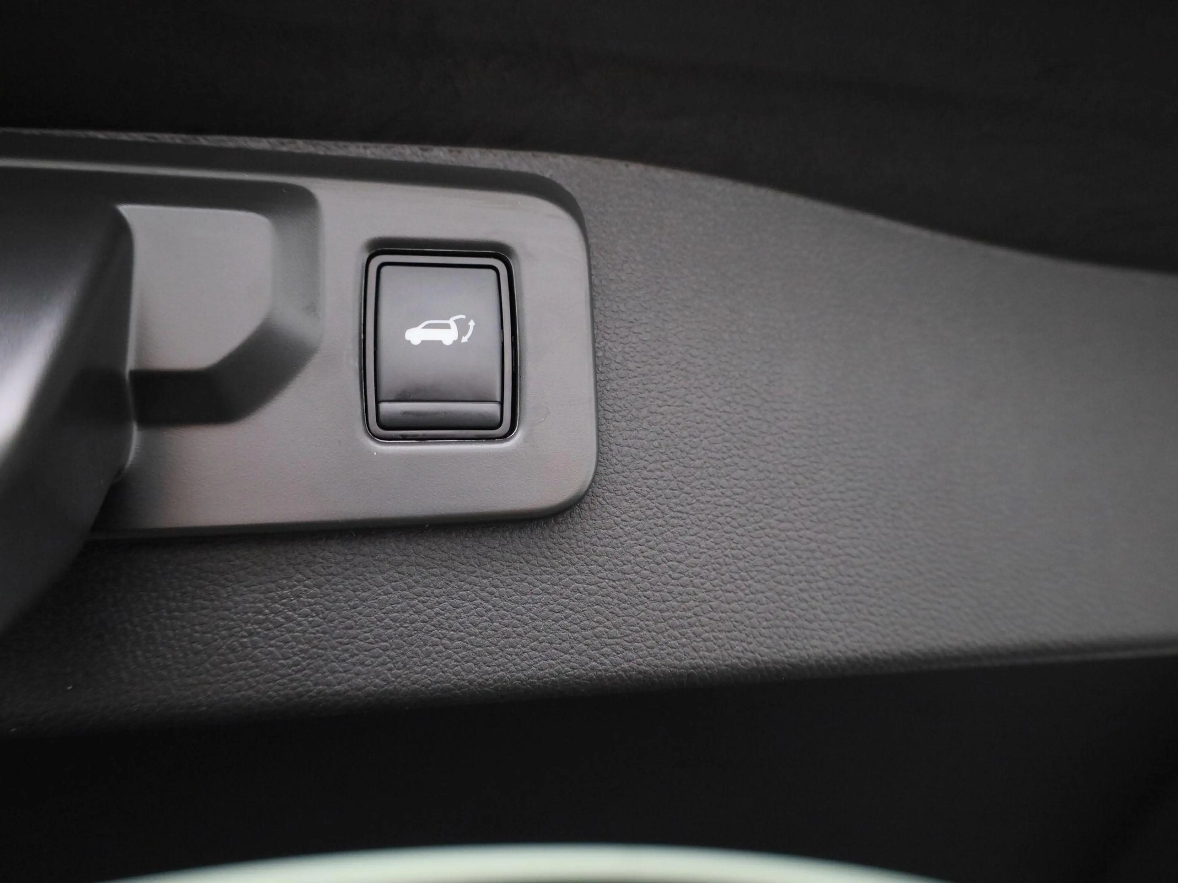 Renault Austral 1.2 E-Tech full hybrid 200 techno esprit Alpine — photo 12