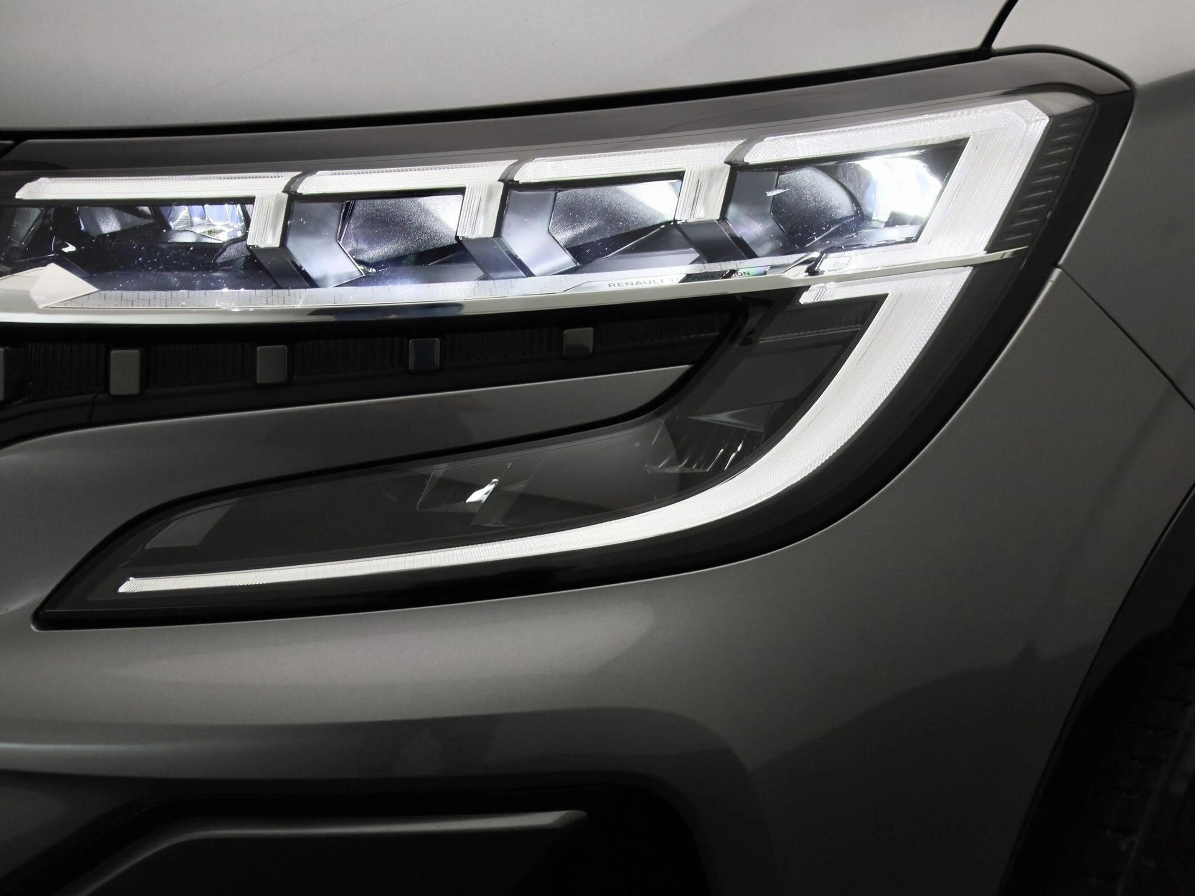 Renault Austral 1.2 E-Tech full hybrid 200 techno esprit Alpine — photo 14