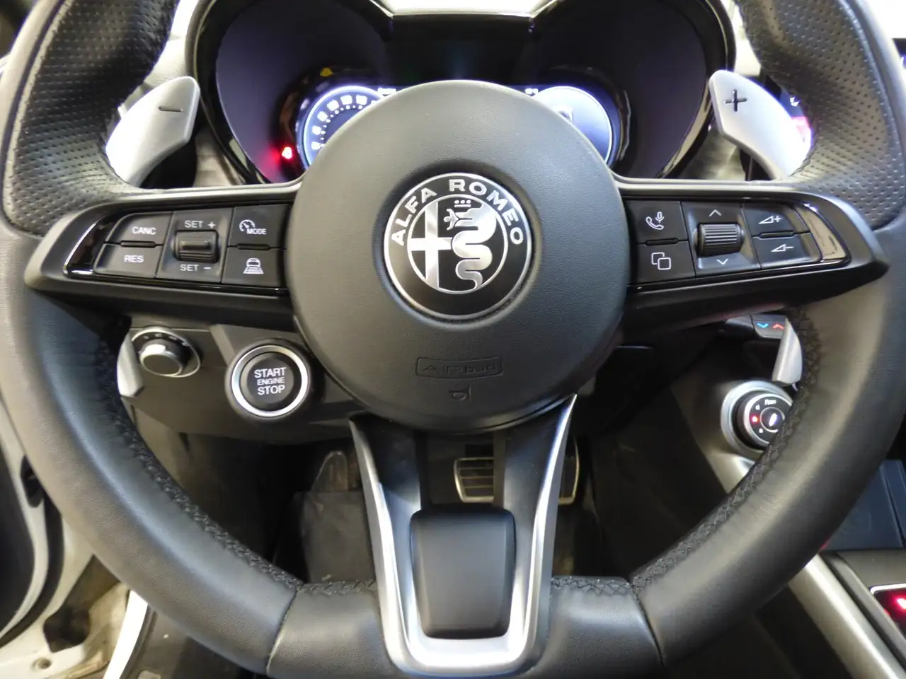 Alfa Romeo Tonale снимка Alfa Romeo Tonale