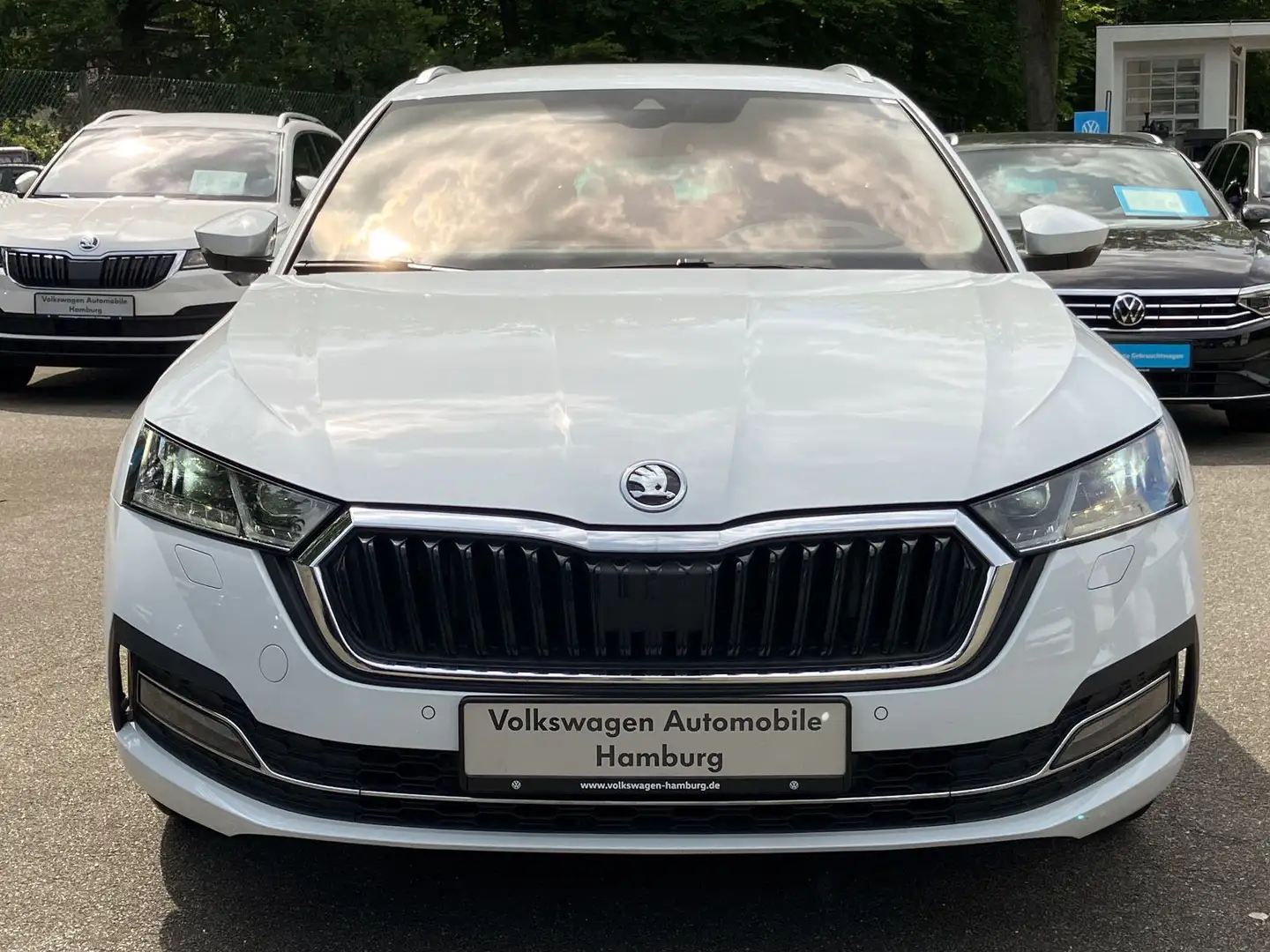 Skoda Octavia Combi 2.0 TDI DSG Style Kamera Weiß - 2