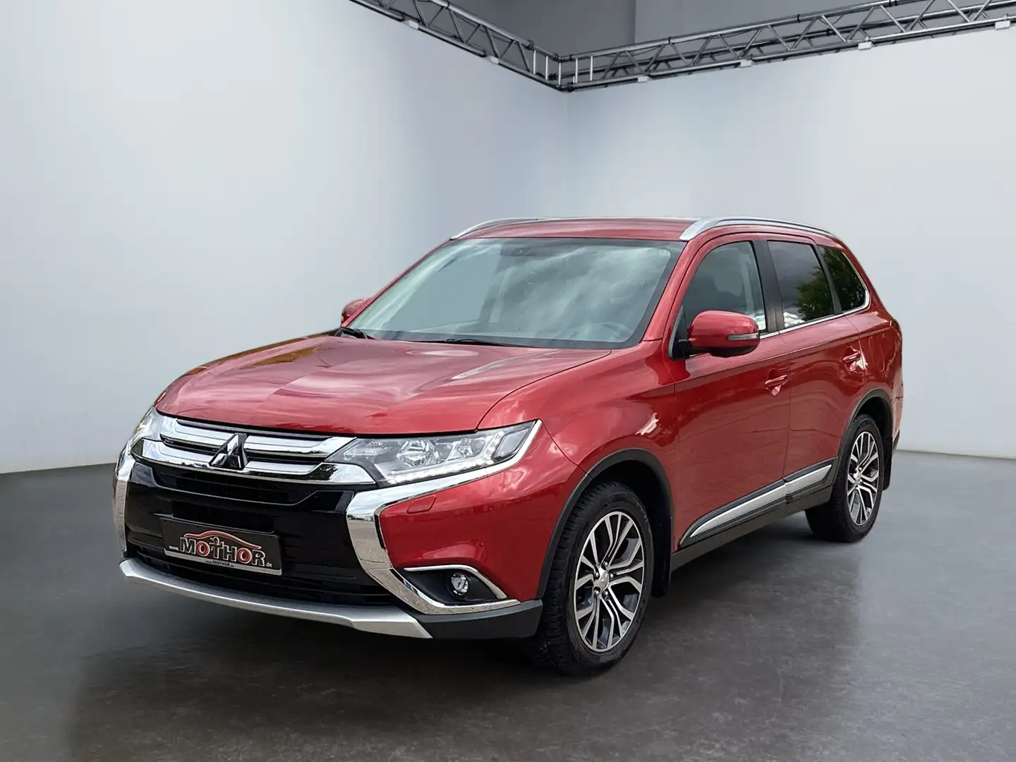 Mitsubishi Outlander 2.2 DI-D EDITION+ 4WD Automatik AHK Rot - 2