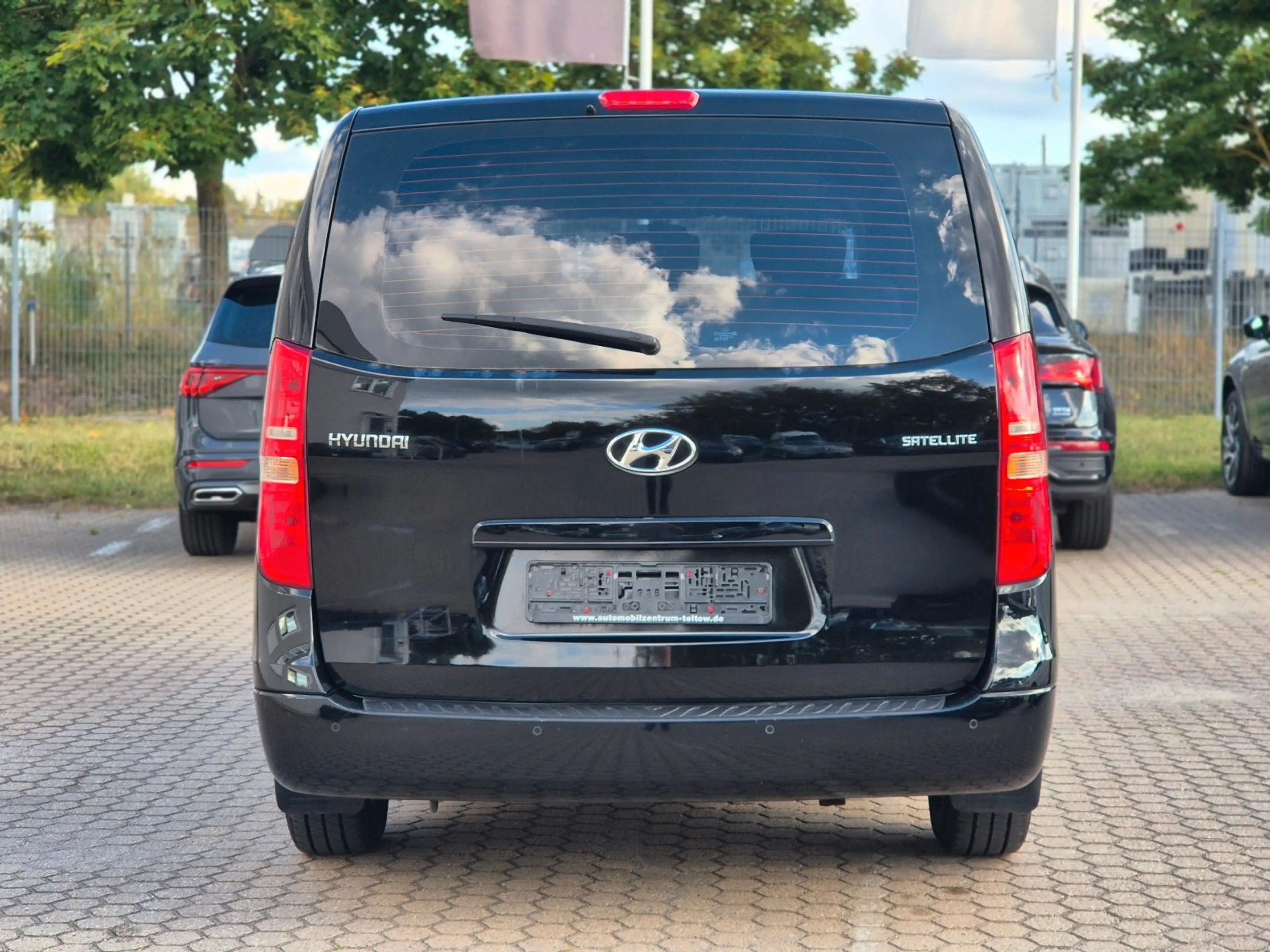 Hyundai H-1 2.5 CRDi Travel Comfort 8-Sitzer Klima PDC — photo 7