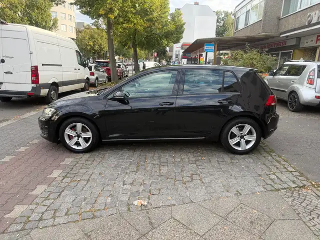 Volkswagen Golf view 10