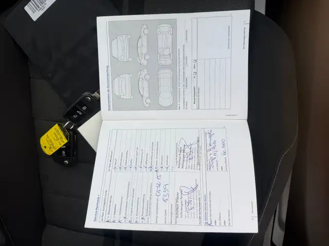 Volkswagen Golf view 21