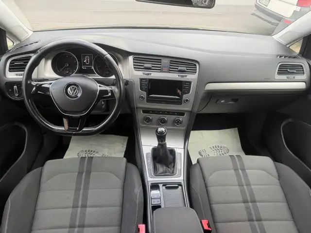Volkswagen Golf view 15