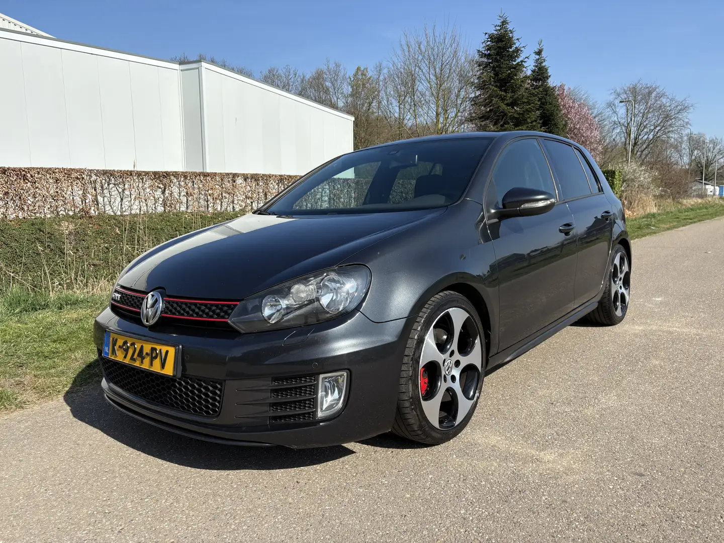 Volkswagen Golf GTI 2.0 / DYNAUDIO / NAVI / CRUISE / STOELVERWARMING Zwart - 1