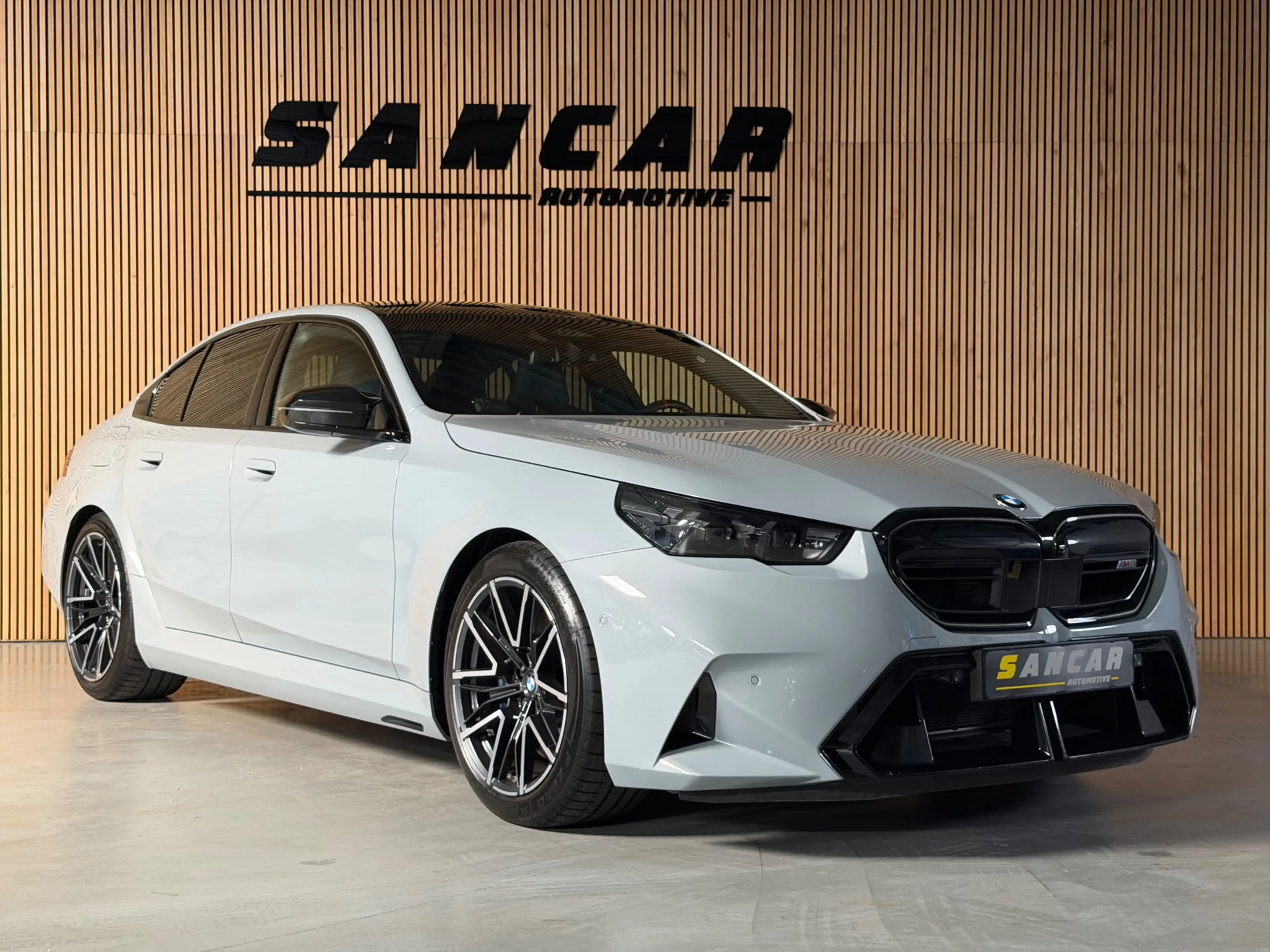 BMW M5 5-serie - 5 serie 727 PK PANO| Bowers & Wilkins| M — photo 3
