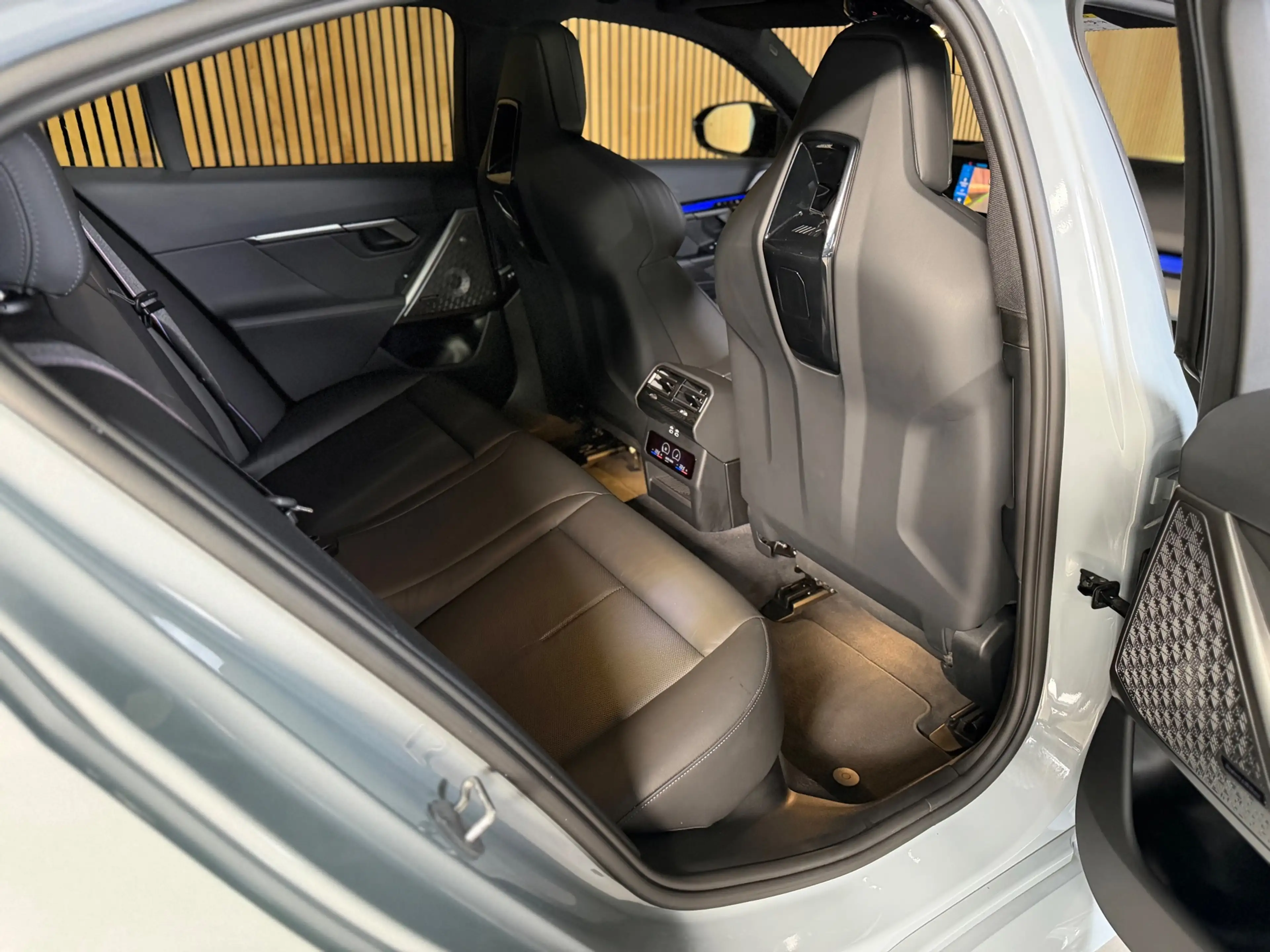 BMW M5 5-serie - 5 serie 727 PK PANO| Bowers & Wilkins| M — photo 27