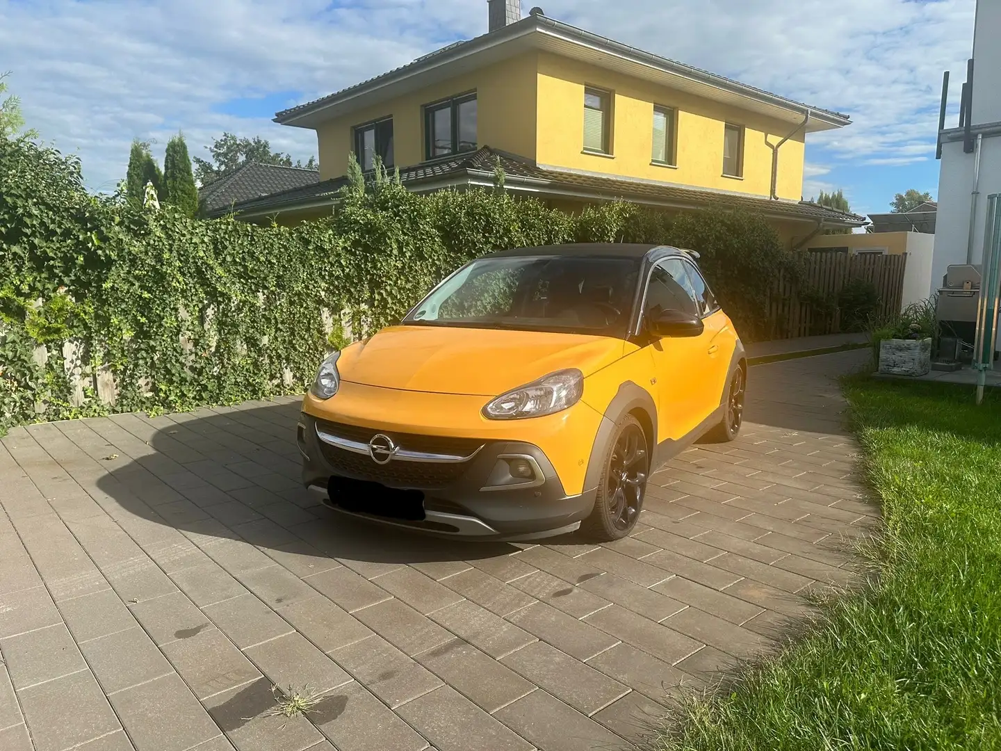Opel Adam 1.4 Turbo Rocks S - 1