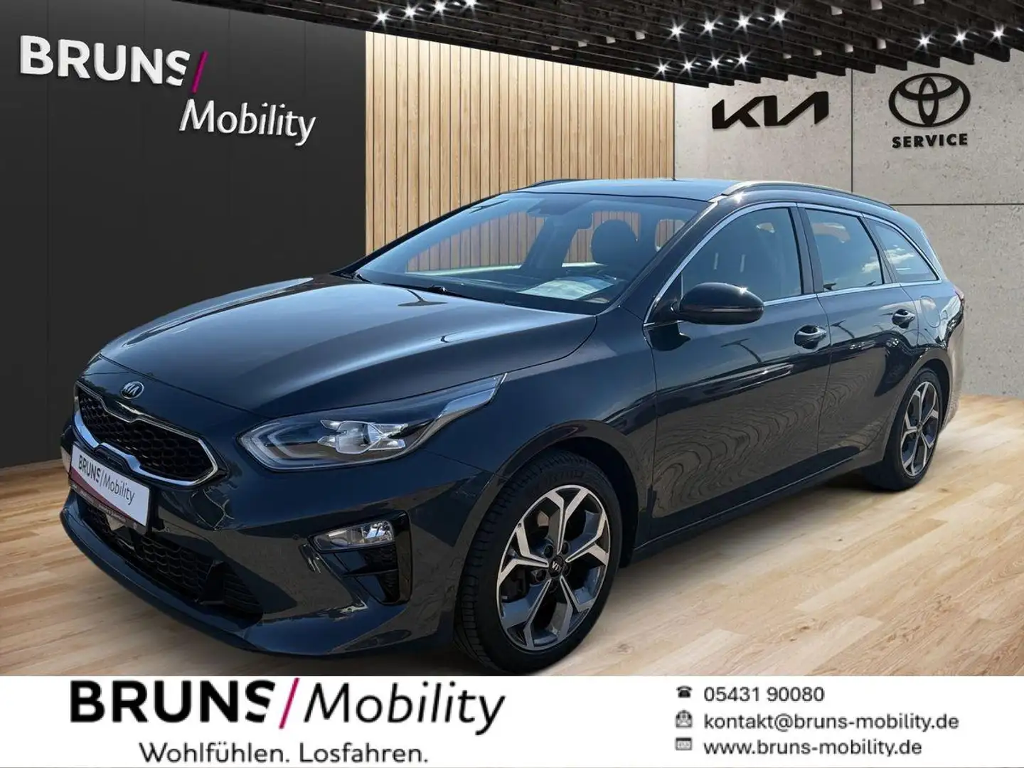 Kia Ceed / cee'd Sportswagon Spirit 1.5 T-GDI Automatik Grijs - 1