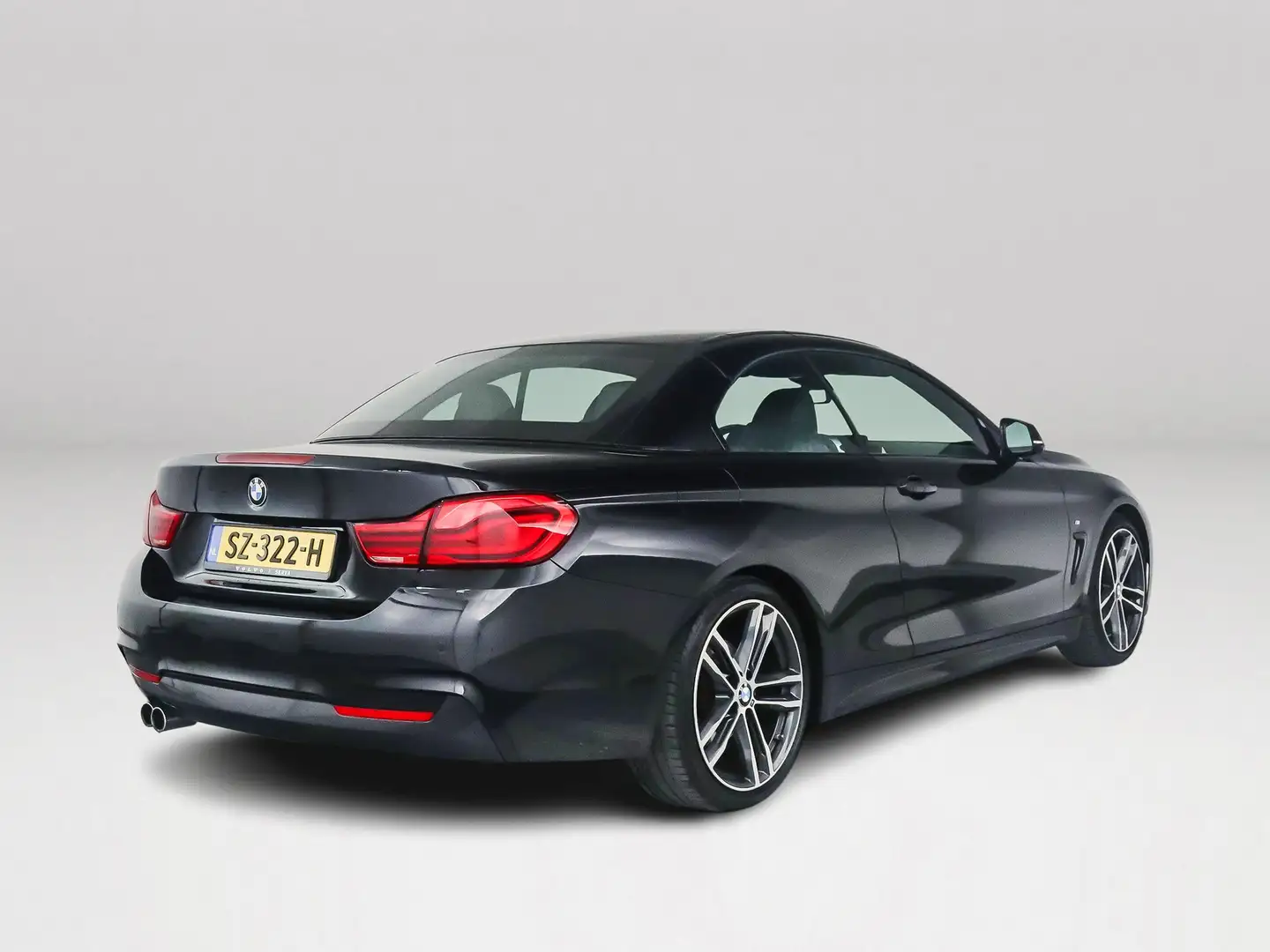 BMW 420 4-serie Cabrio 420i High Executive Cabrio | Parkee Zwart - 2