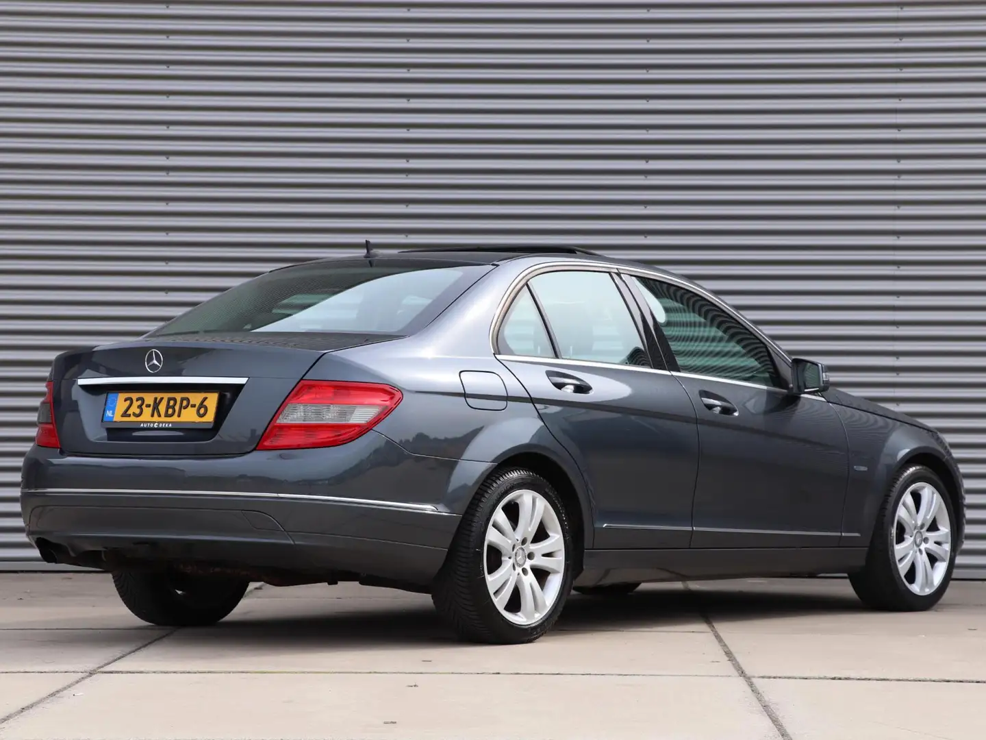 Mercedes-Benz C 180 K Avantgarde Automaat *Schuifdak*Navigatie*Parkeer Gris - 2