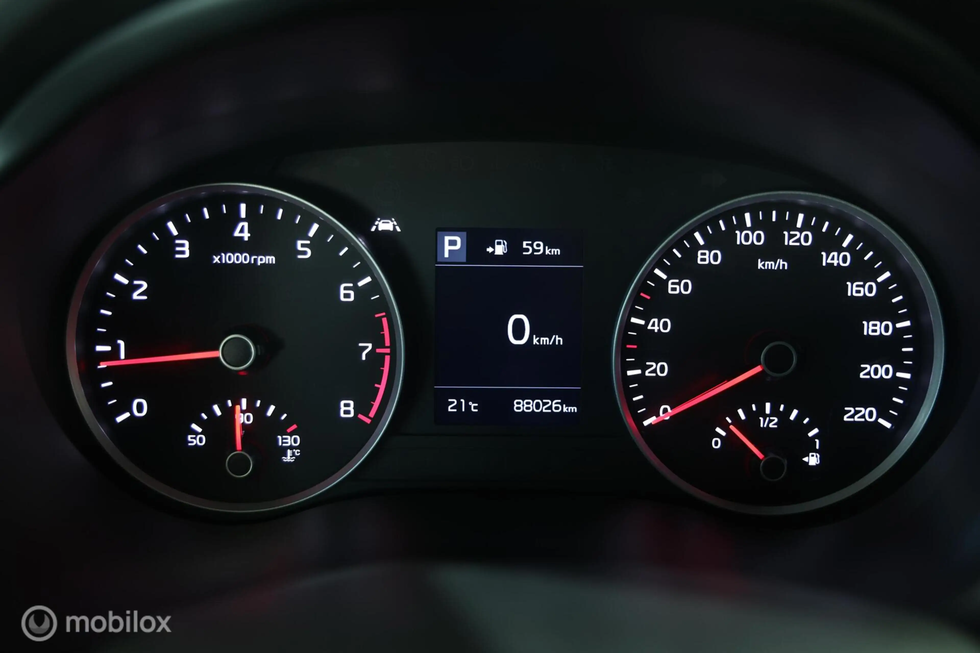 Kia Stonic 1.0 T-GDi DynamicLine - Afneembare trekhaak - Carp — photo 17