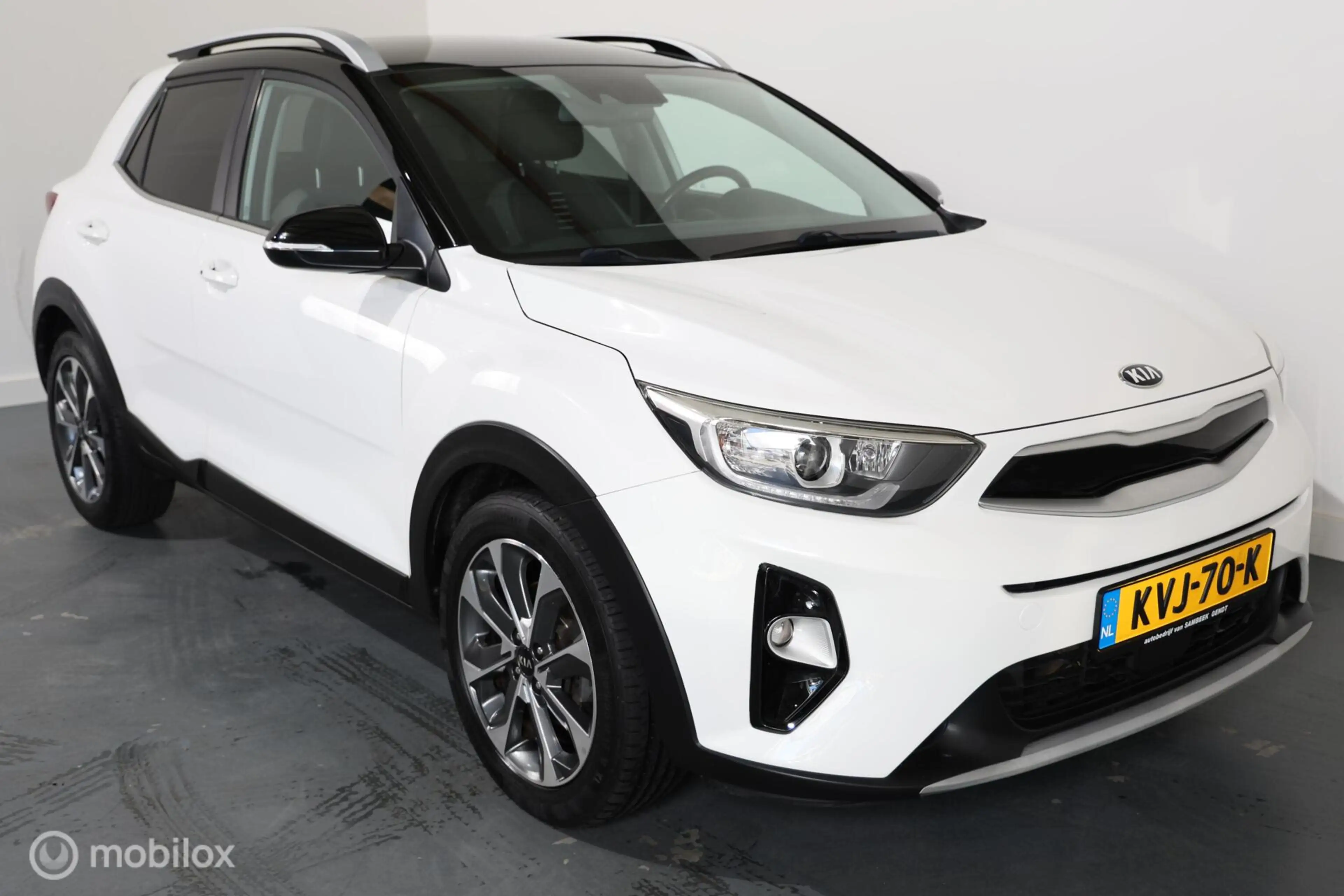 Kia Stonic 1.0 T-GDi DynamicLine - Afneembare trekhaak - Carp — photo 10