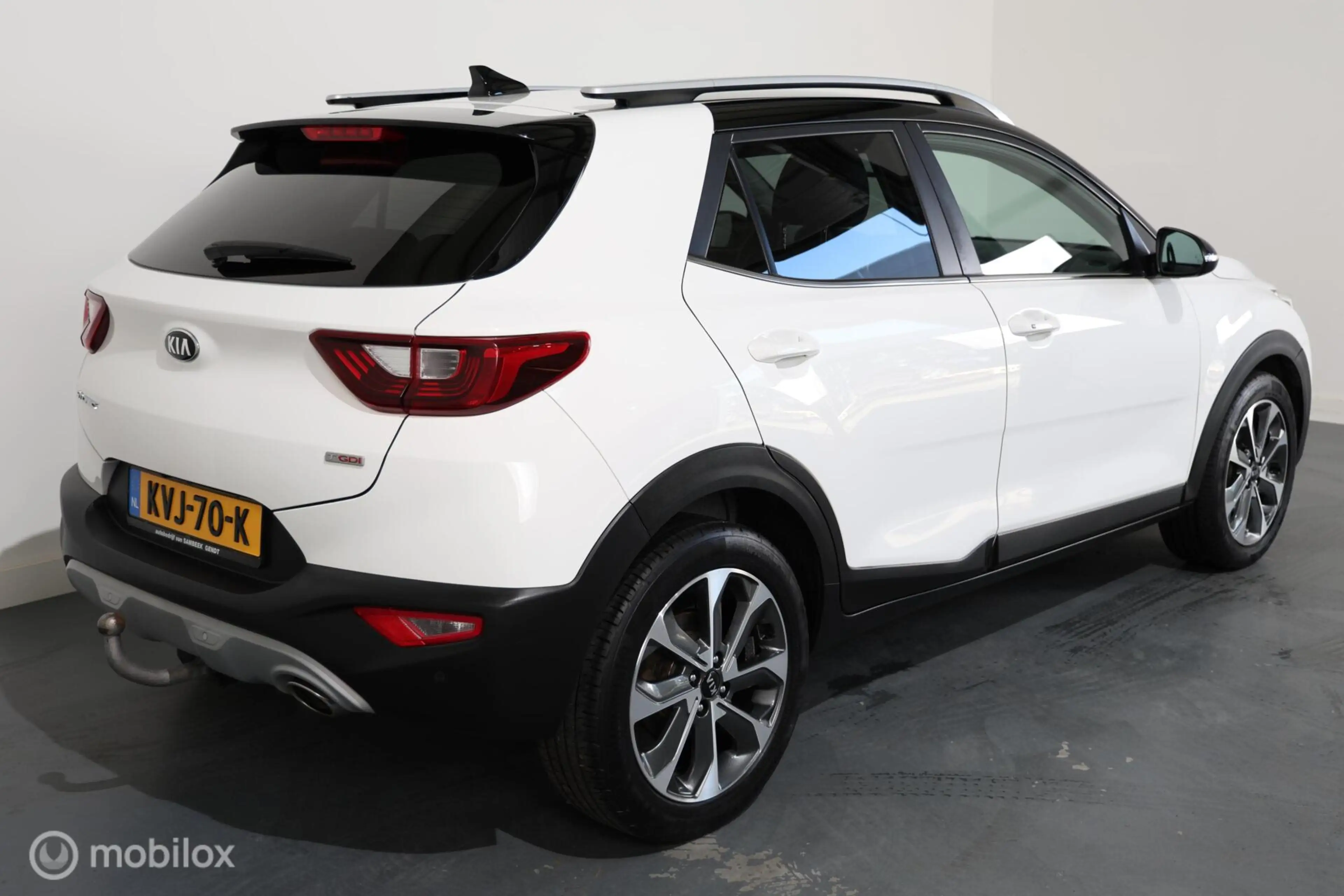 Kia Stonic 1.0 T-GDi DynamicLine - Afneembare trekhaak - Carp — photo 8