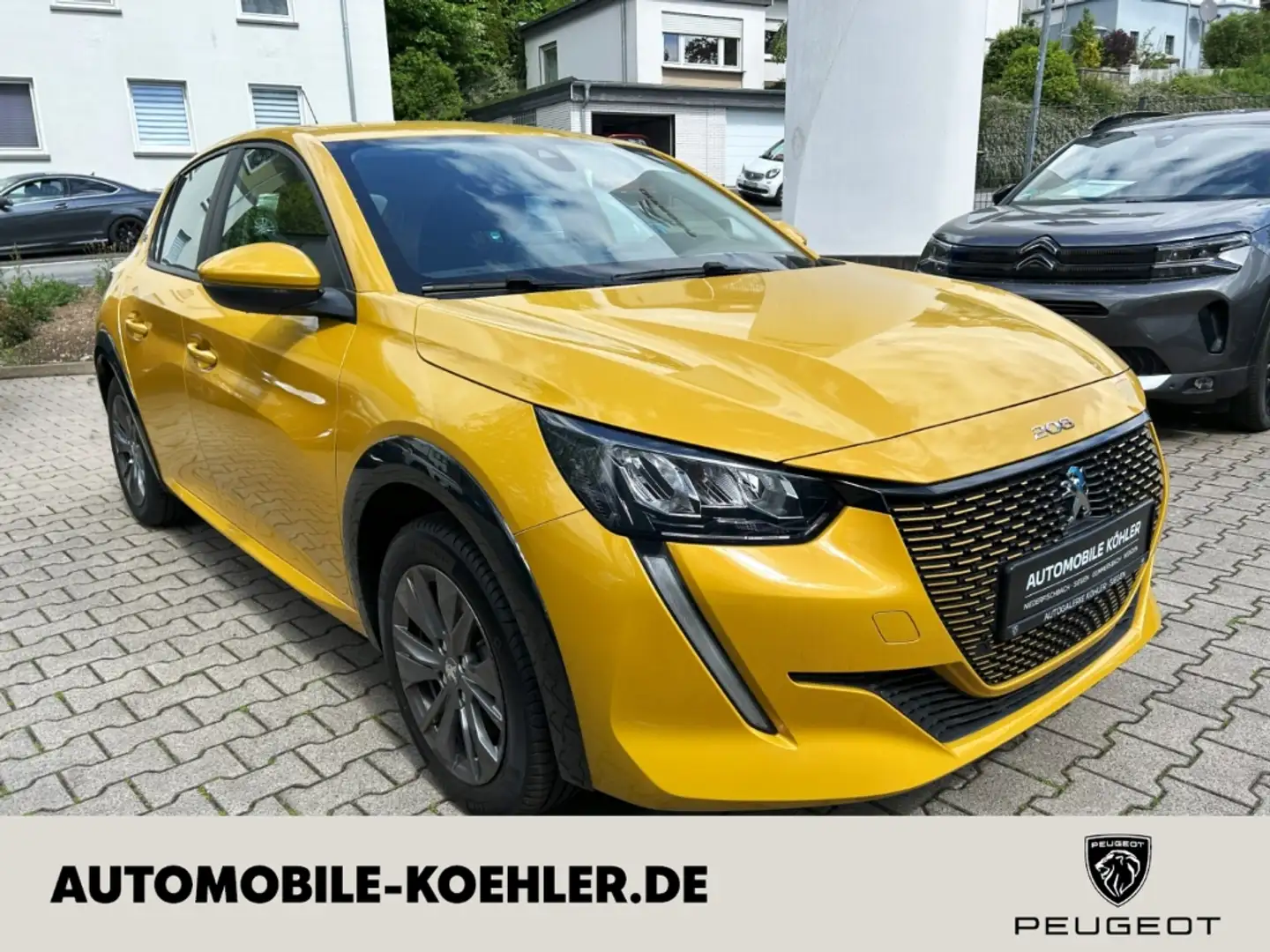 Peugeot 208 e- Active Pack LED Apple CarPlay Android Auto Giallo - 1