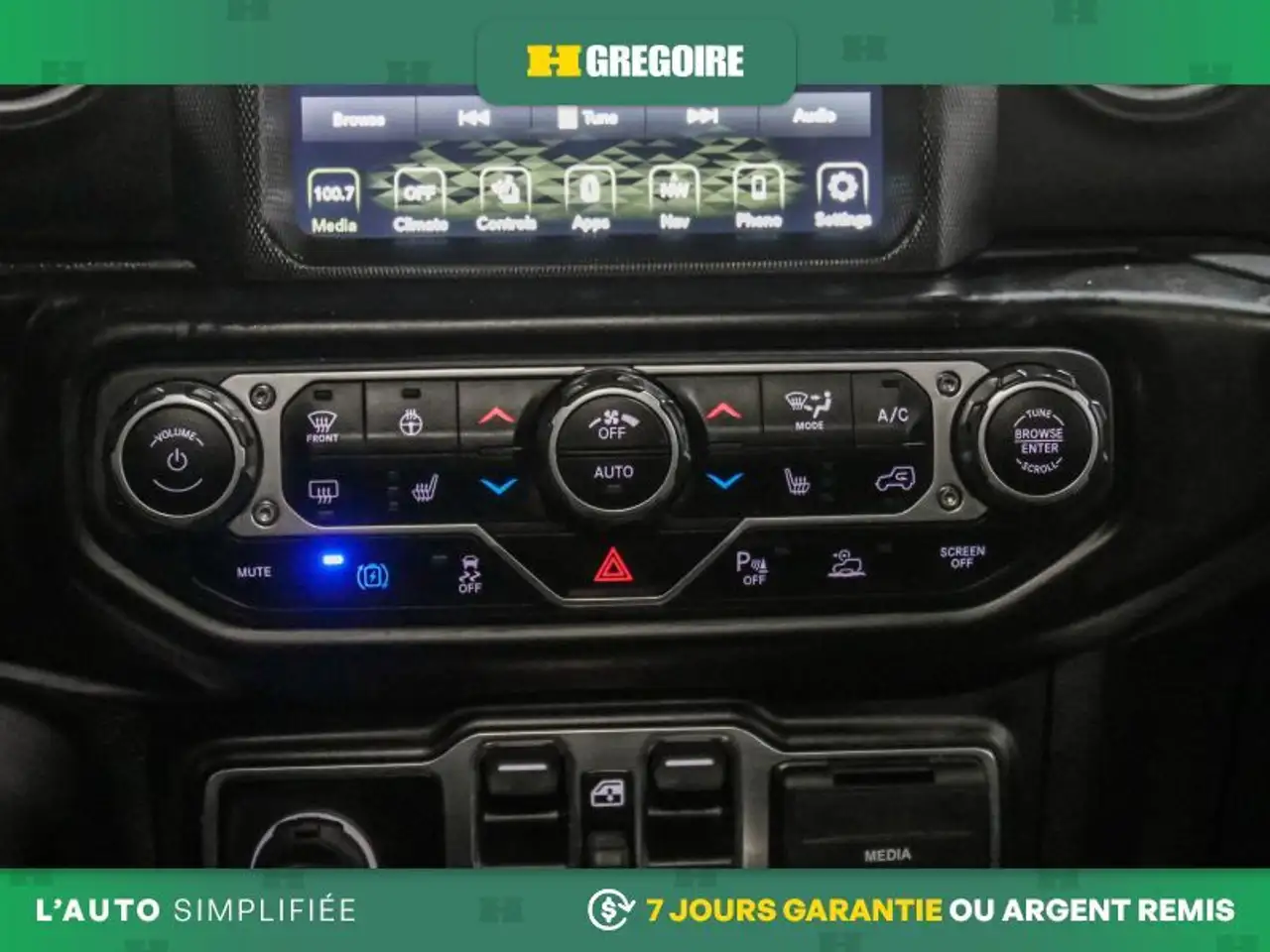 Jeep Wrangler снимка Jeep Wrangler