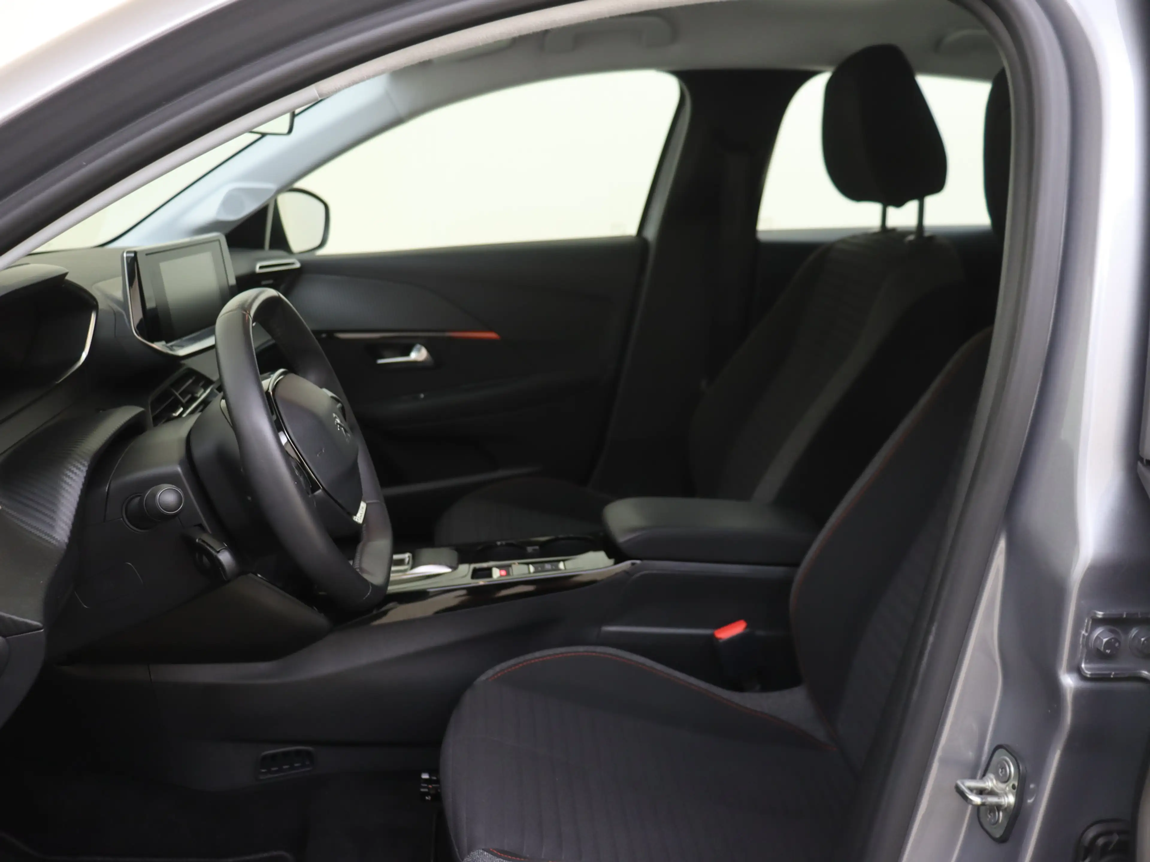 Peugeot e-208 EV 136PK Active Pack 50 kWh Keyless | Apple Carpla — photo 10