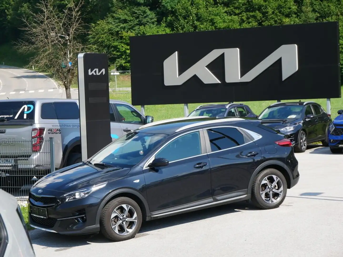 Kia XCeed Xceed 1,5 TGDI GPF Silber Schwarz - 1