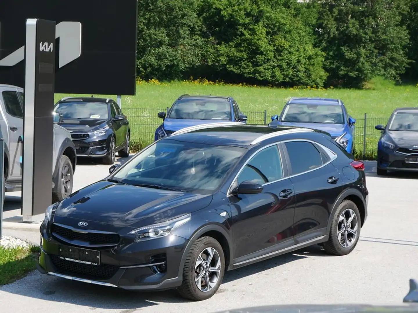 Kia XCeed Xceed 1,5 TGDI GPF Silber Schwarz - 2