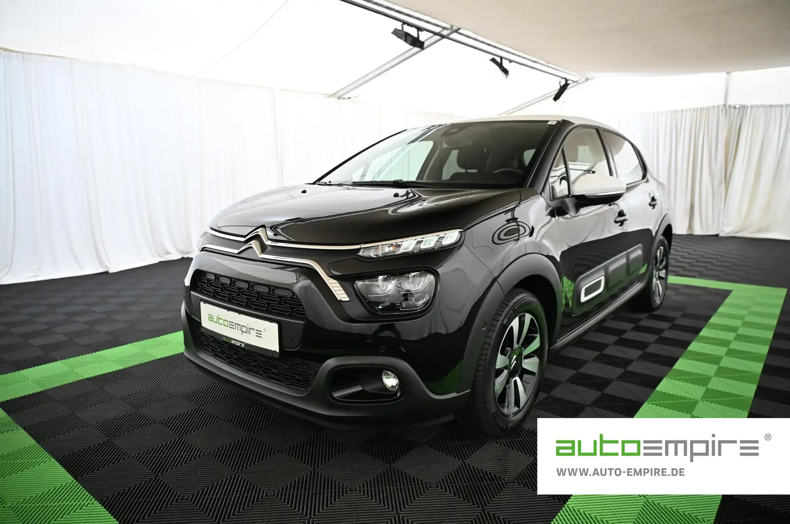 Citroen C3 1.2 PT 110 Shine LED/NAV/SAFETY/T-WINK/KEY/16 Чорний - 1