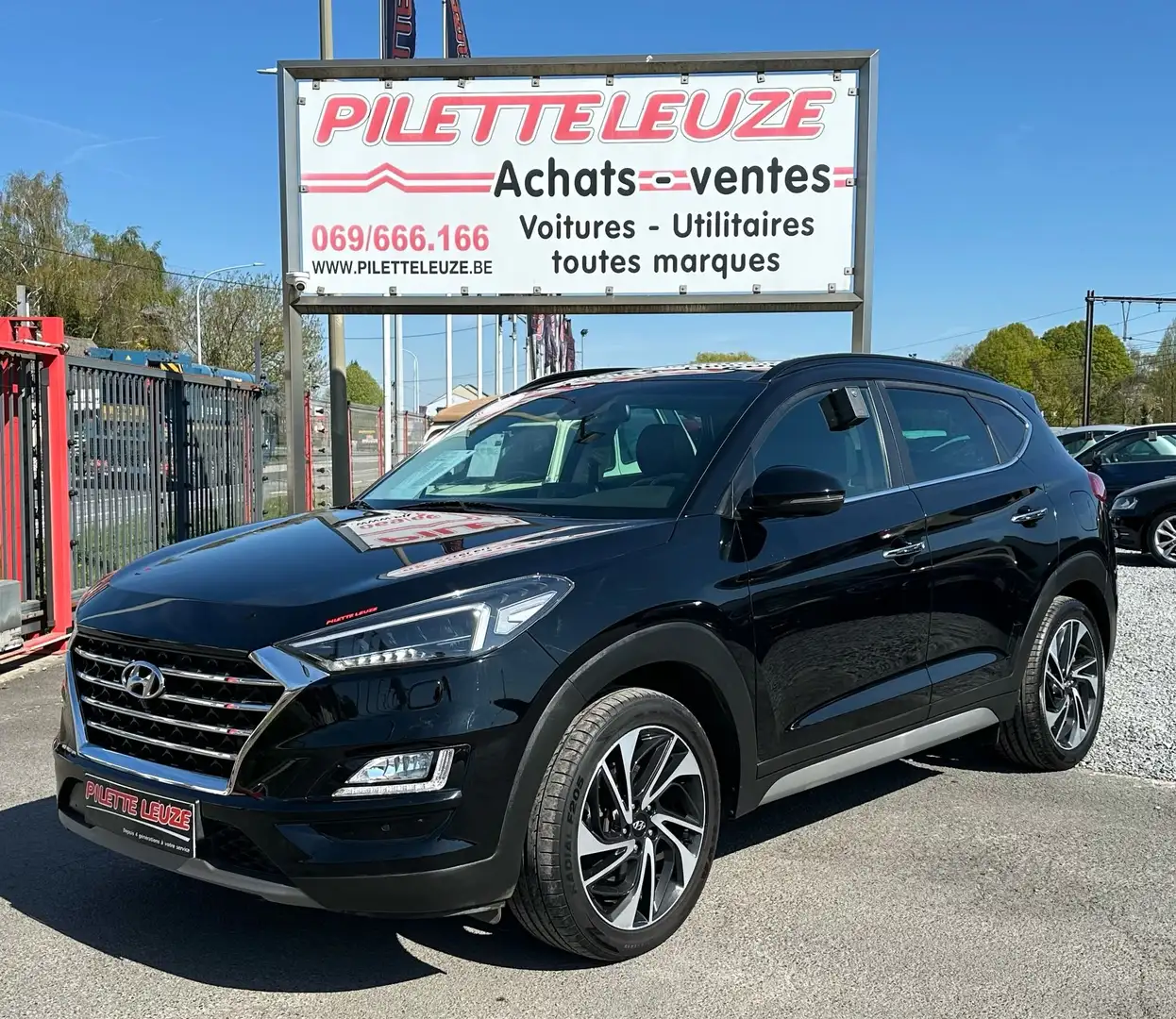 Hyundai TUCSON 1.6 CRDi Shine CLIM+CUIR Nero - 1