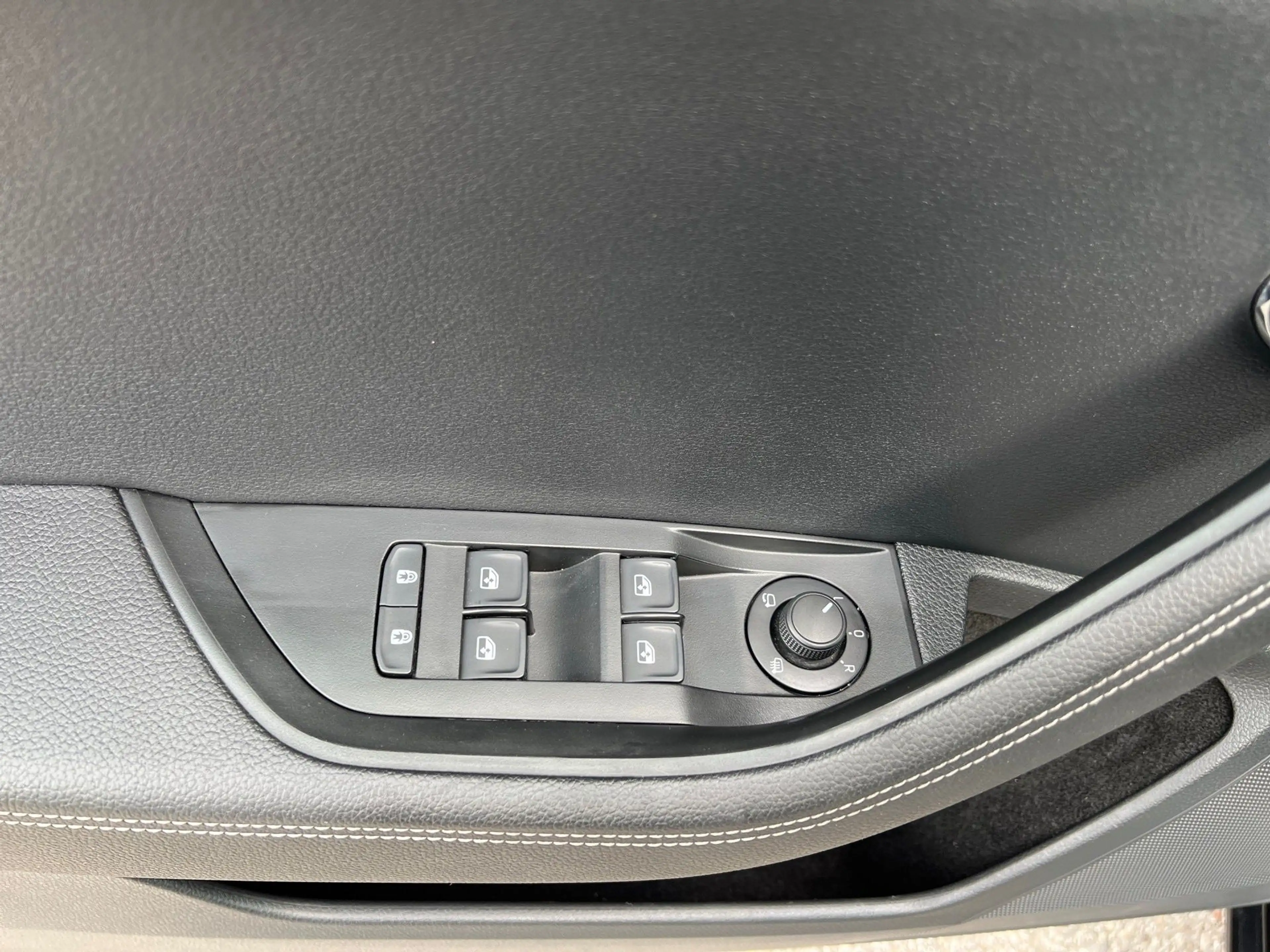Skoda Superb Kombi 2,0 TDI Style DSG| NP €54.600 — photo 31