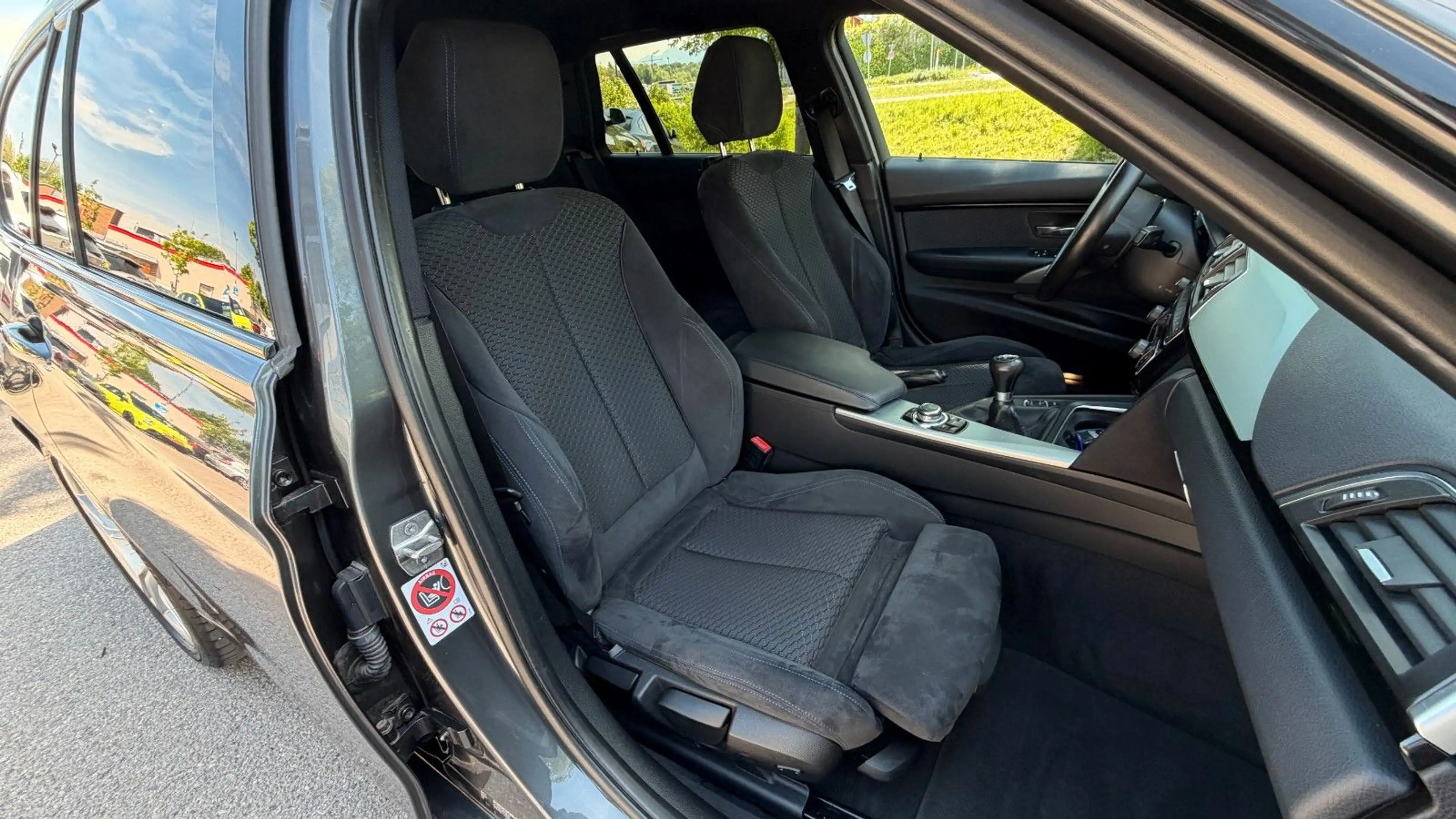 BMW 316 d M Sportpaket/Navi/LED/SHZ/AHK — photo 12