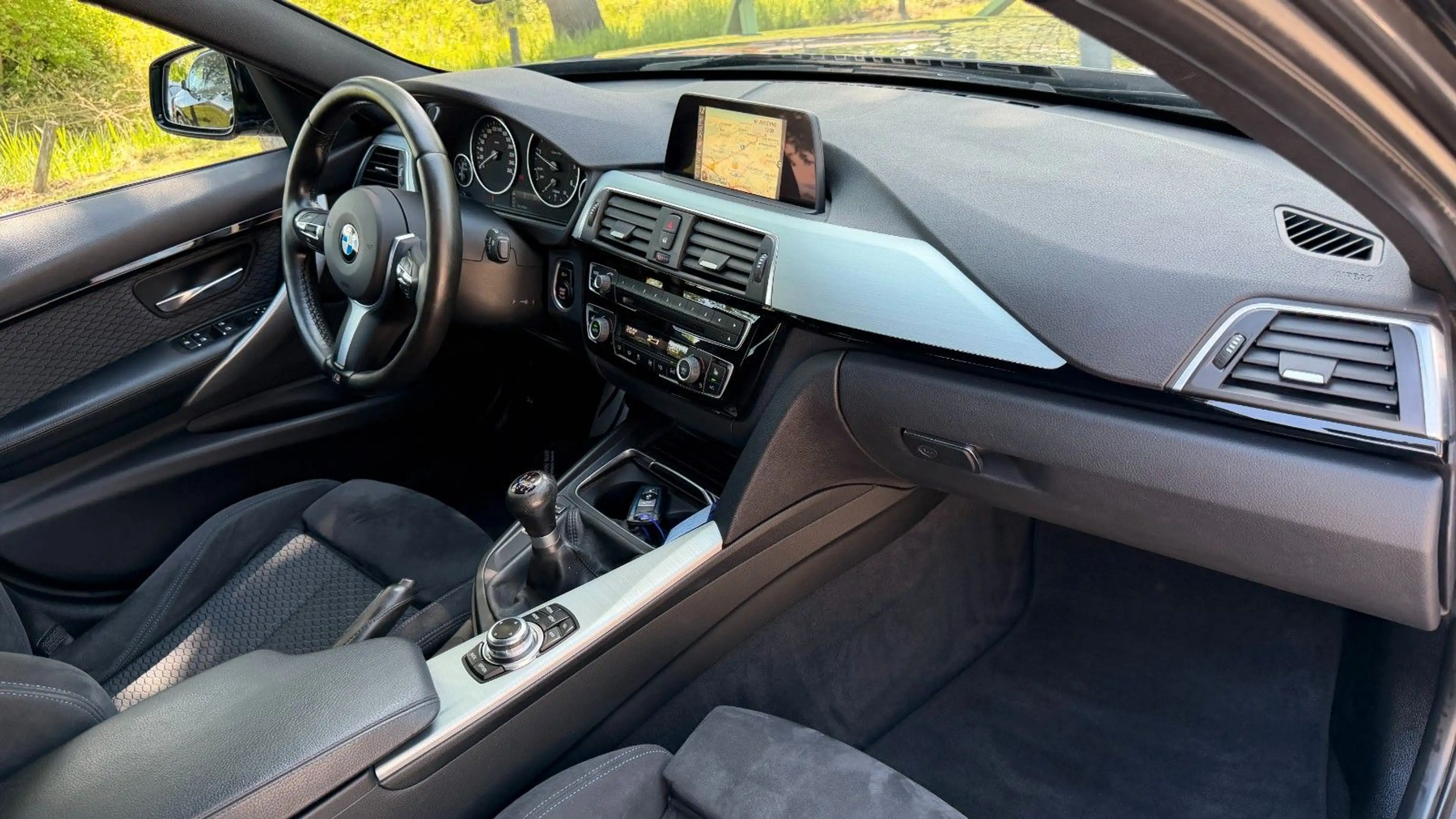 BMW 316 d M Sportpaket/Navi/LED/SHZ/AHK — photo 11