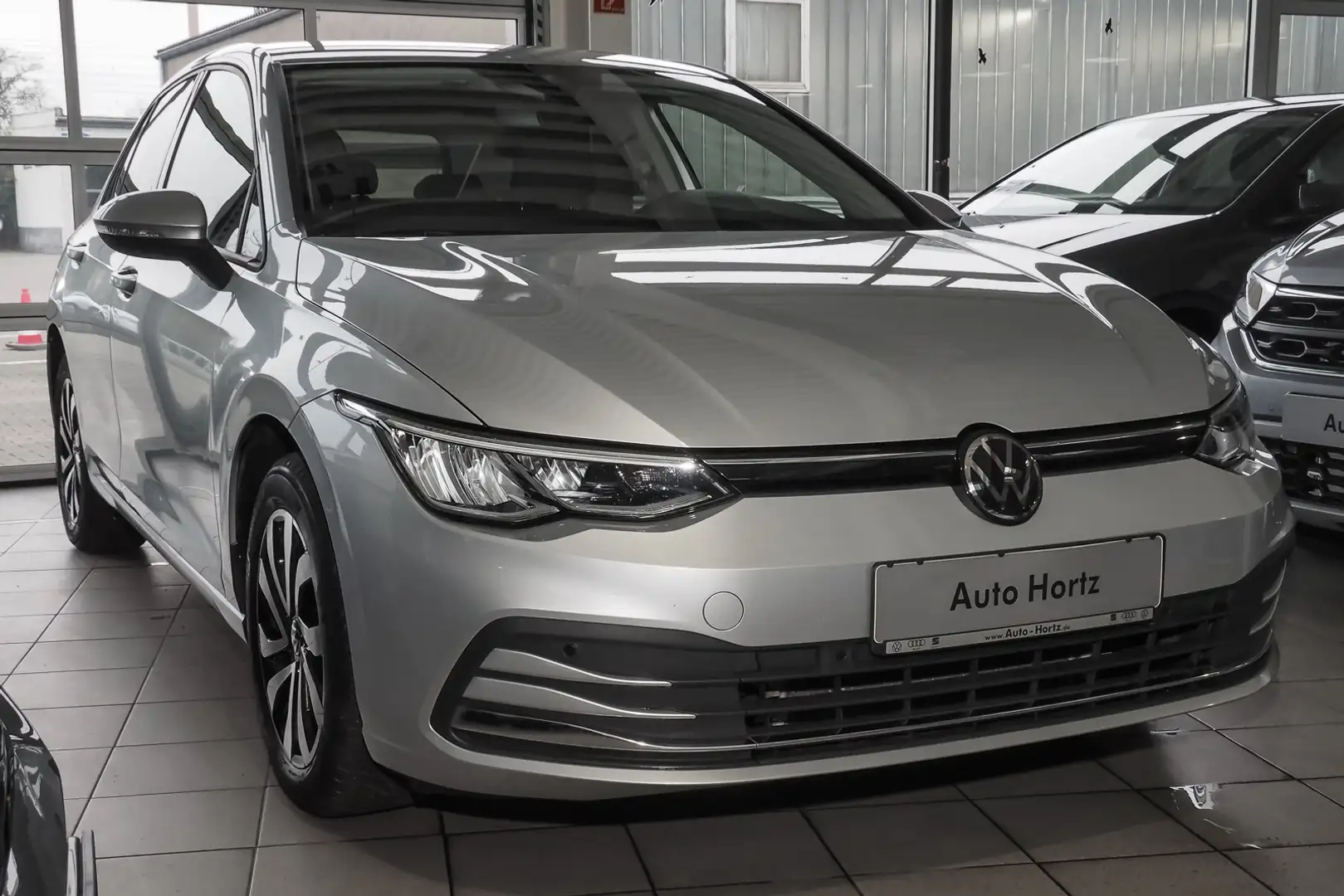 Volkswagen Golf VIII 'ACTIVE' 2,0 l TDI DSG!, Navi, Alu, Digi Zilver - 2