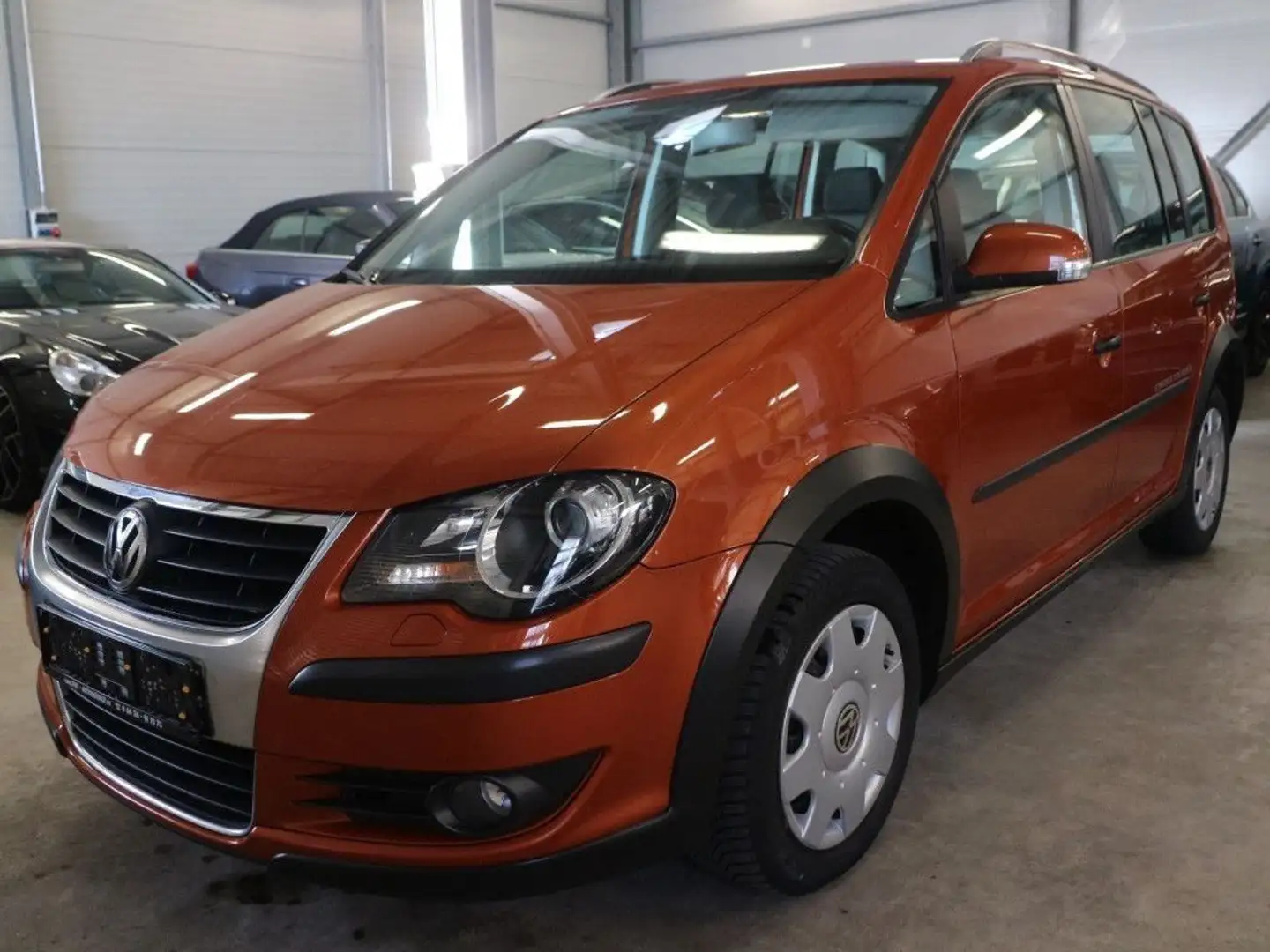 Volkswagen Touran Cross 1.9 TDI Klimaautom Xenon PDC SHZ Roşu - 1
