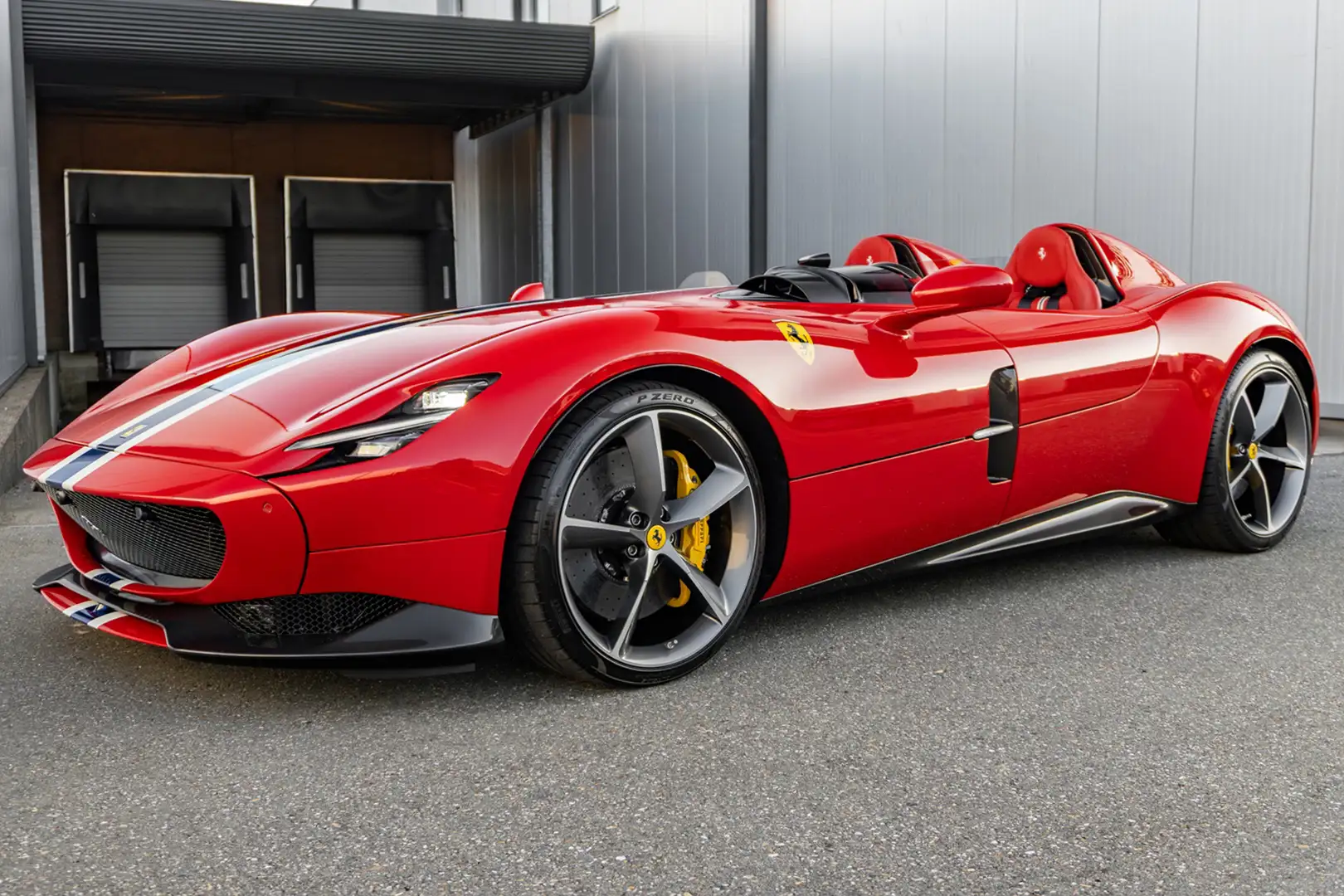 Ferrari Monza SP2 - Tailor Made - Rosso Corsa - 1 of 499 Rot - 1