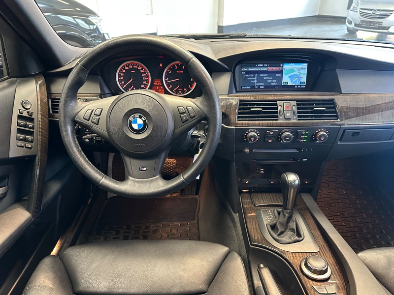 BMW 550 I A LIM*LEDER*BT*HEAD* NAVI*GSHD*M SPORT*V8* — photo 11