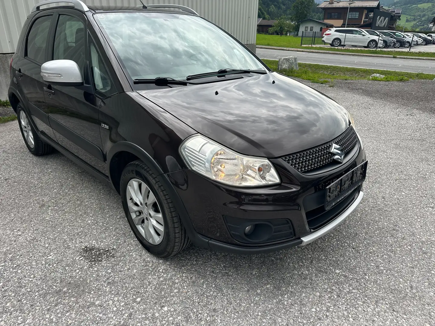 Suzuki SX4 2,0 GLX DDiS 4WD Pickerl 11/2013 Brązowy - 1