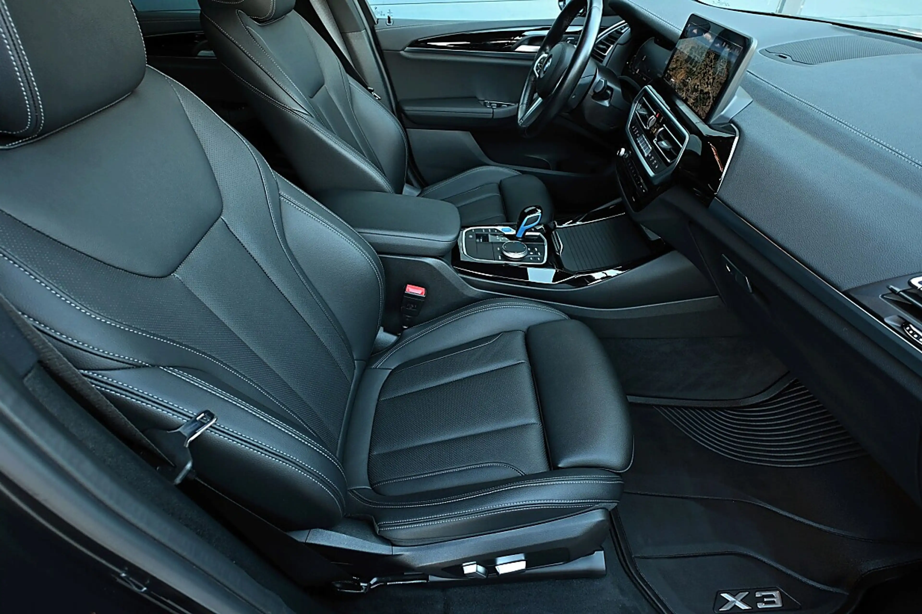 BMW iX3 M 73,8kWh Sport ACC, Laser, Panorama, Komfortzu... — photo 12