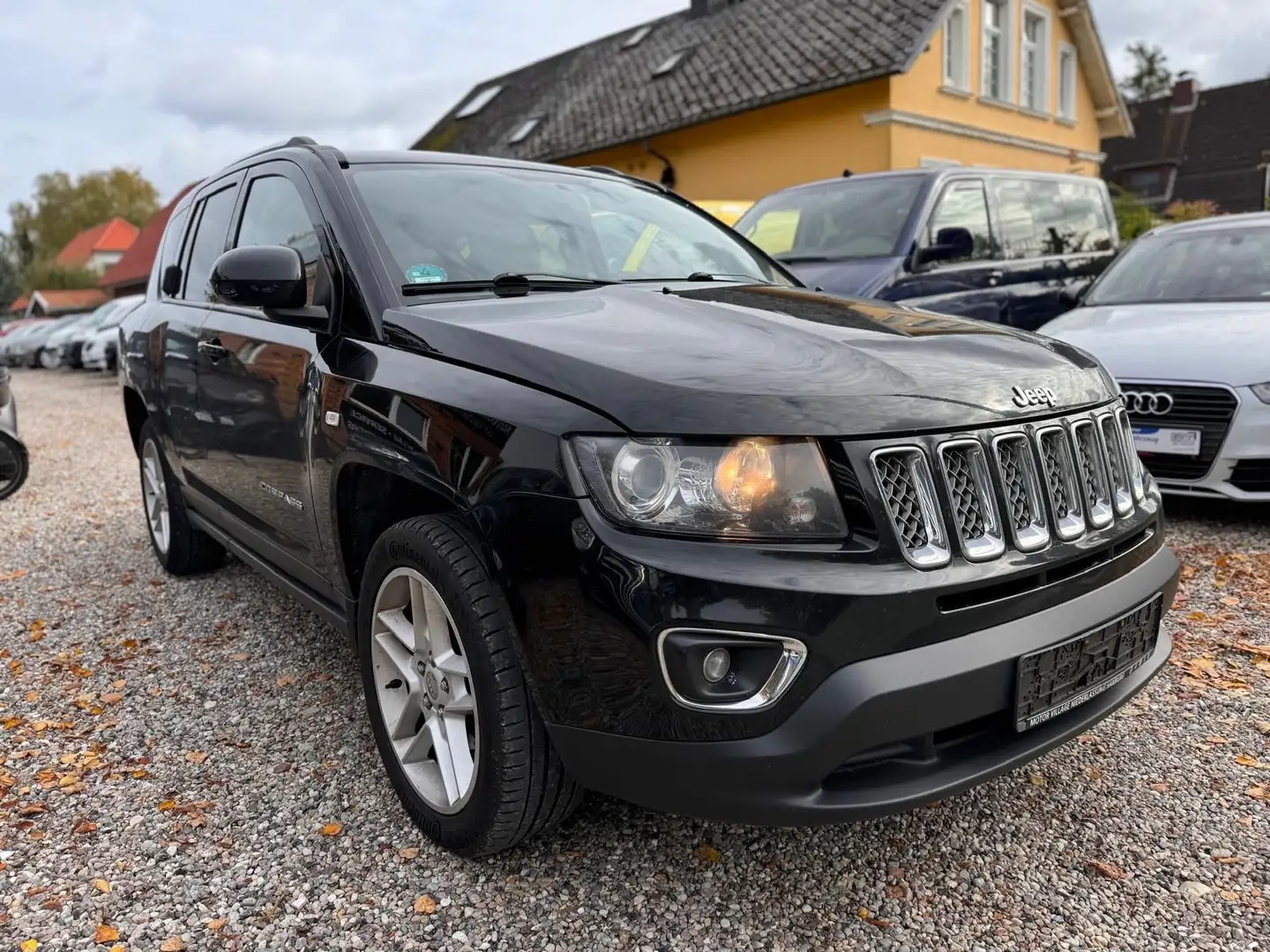Jeep Compass Limited 4x2 2.2 CRD*Navi*Klima*Alu*AHK* Schwarz - 1