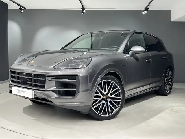 Porsche Cayenne main image