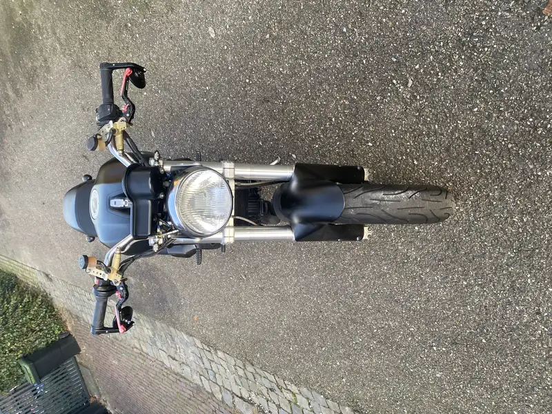 Ducati Monster 900 - foto 3