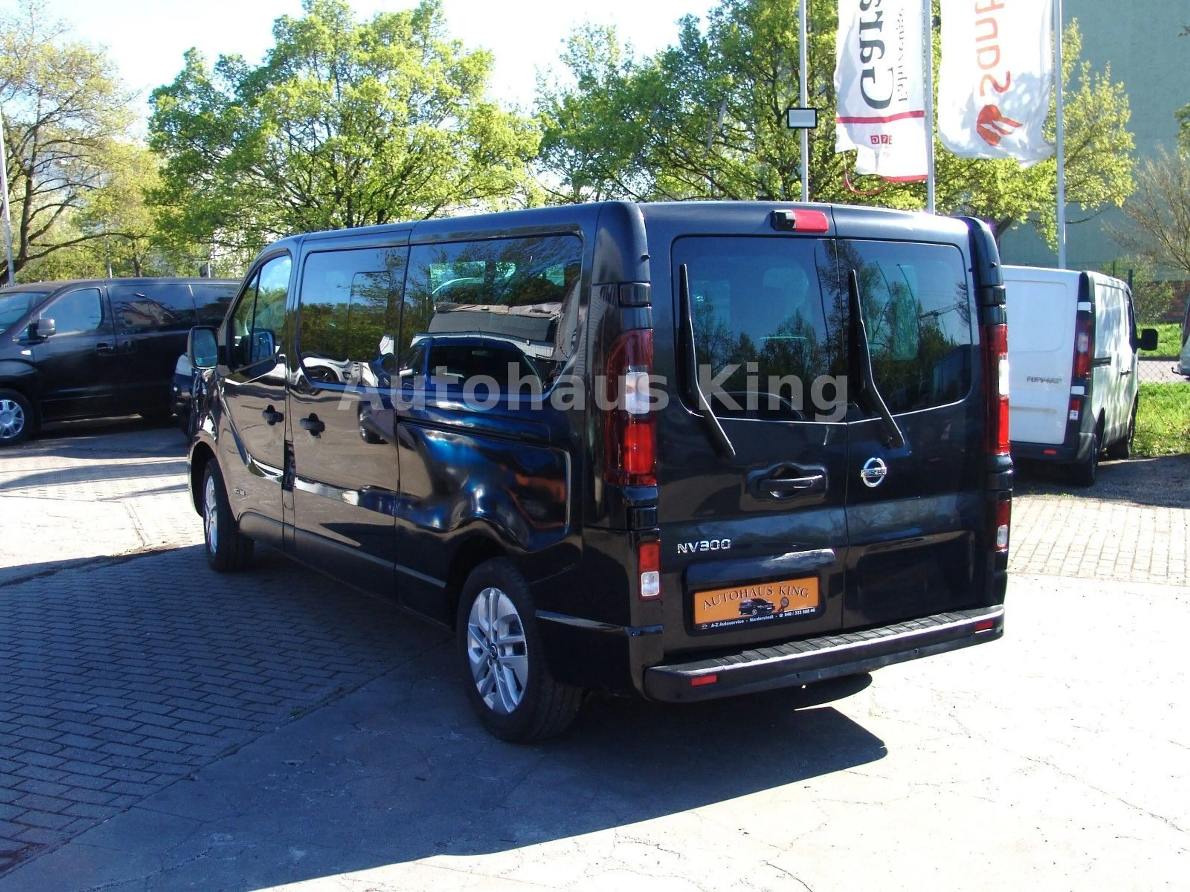 Nissan NV300 PREMIUM lang- 2Schiebetü/8Sit/NAVI/ — photo 12