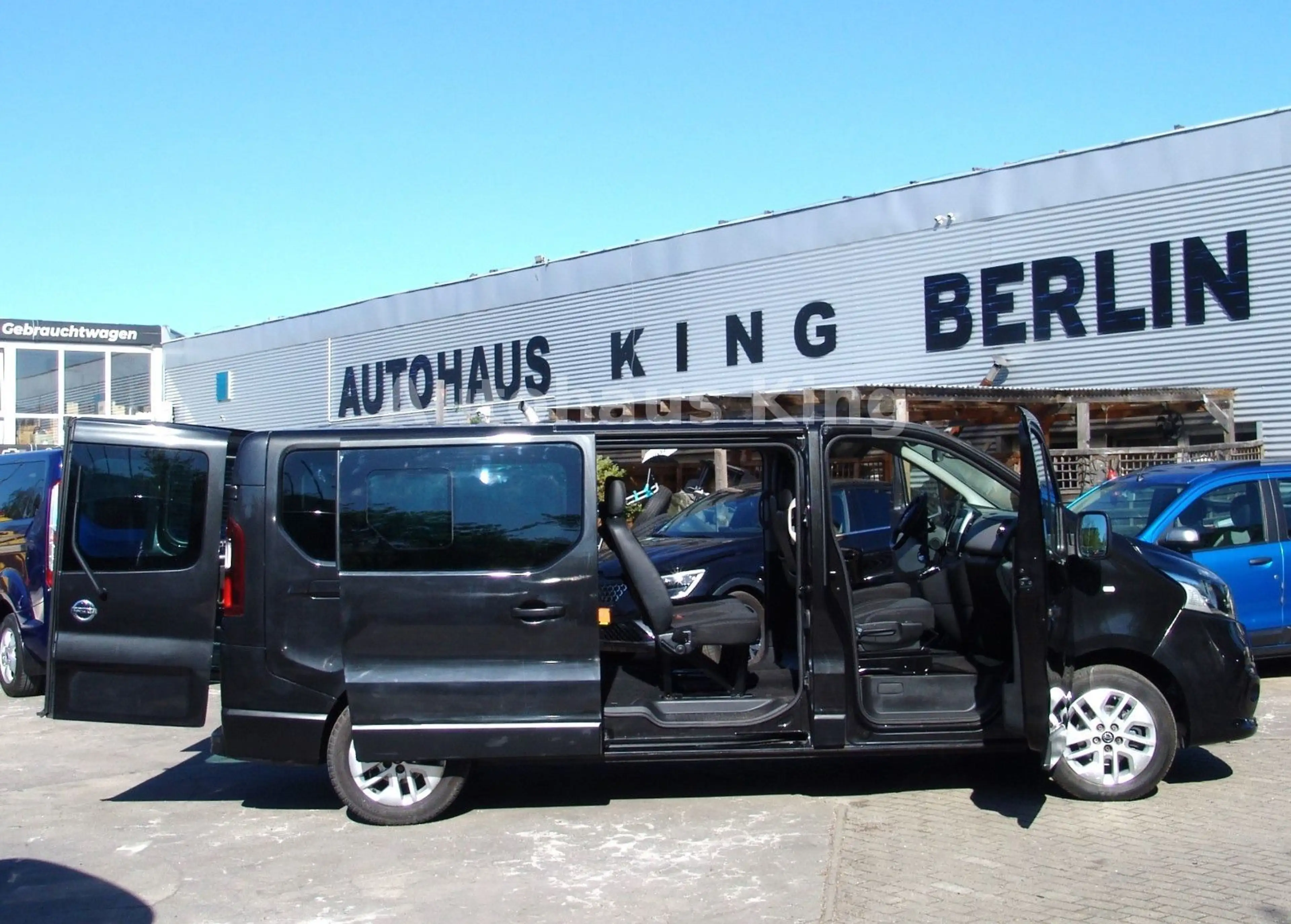 Nissan NV300 PREMIUM lang- 2Schiebetü/8Sit/NAVI/ — photo 13