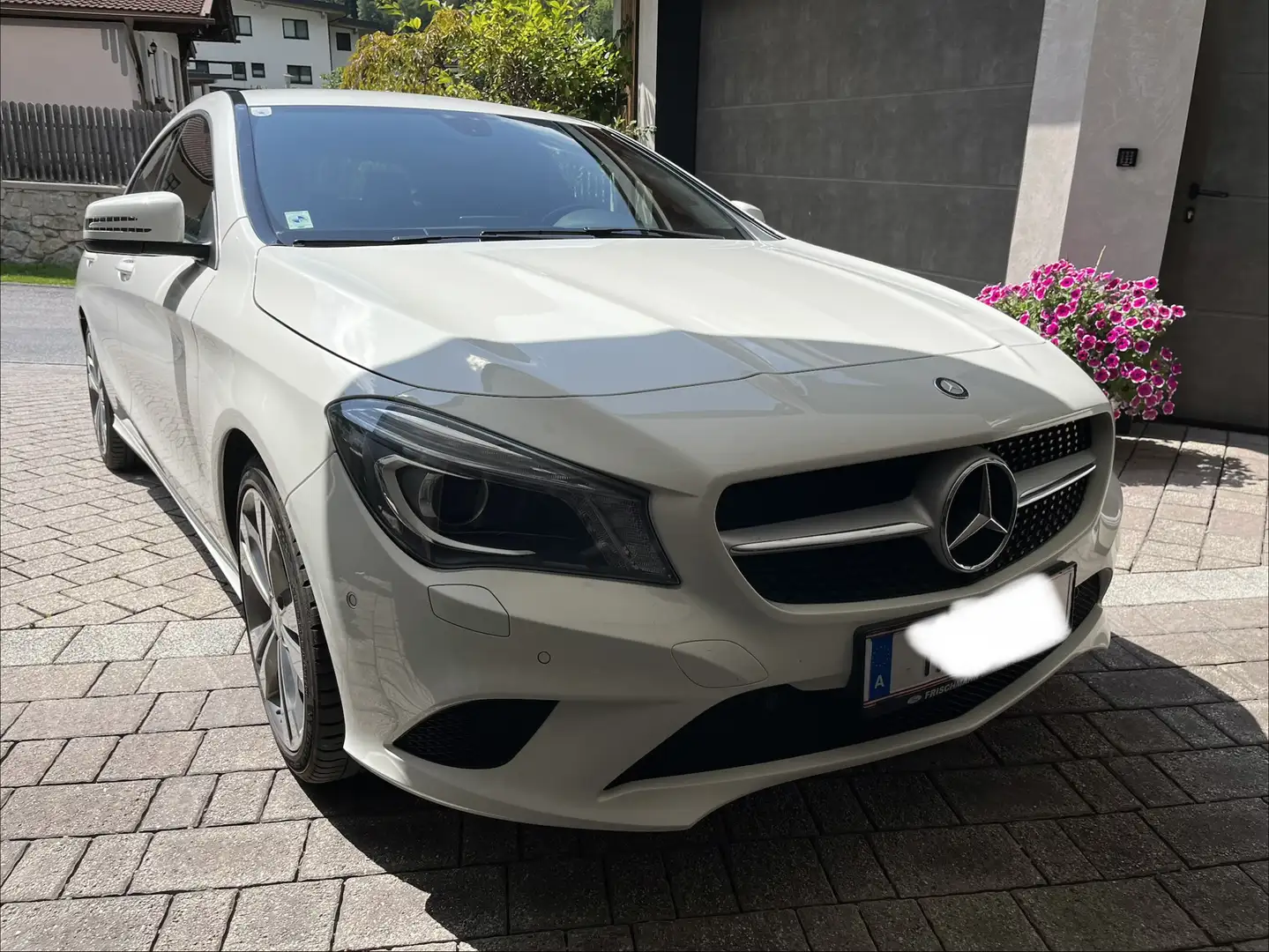 Mercedes-Benz CLA 180 - 1