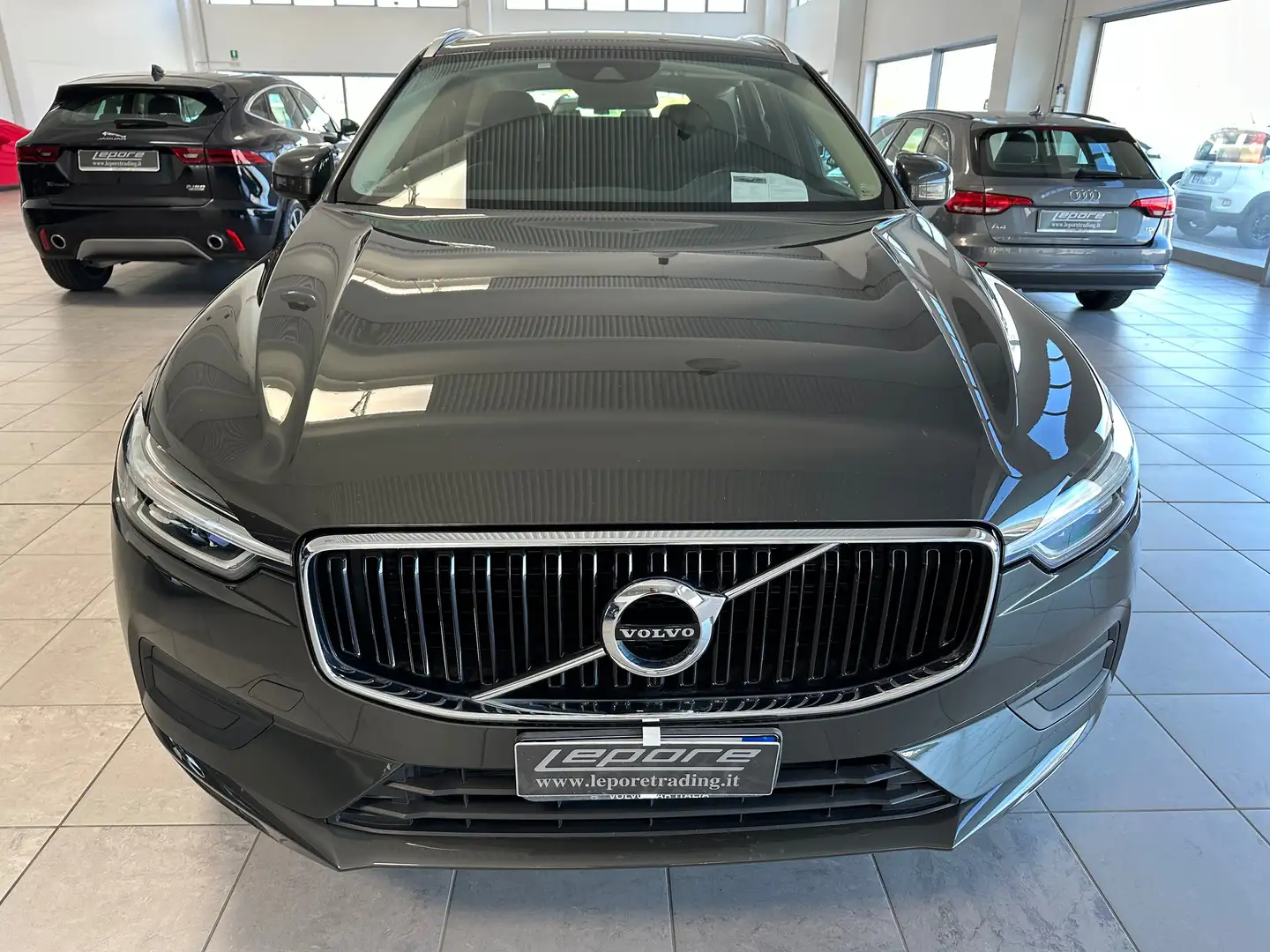 Volvo XC60 XC60 2.0 d4 Business Plus geartronic my20 Groen - 2