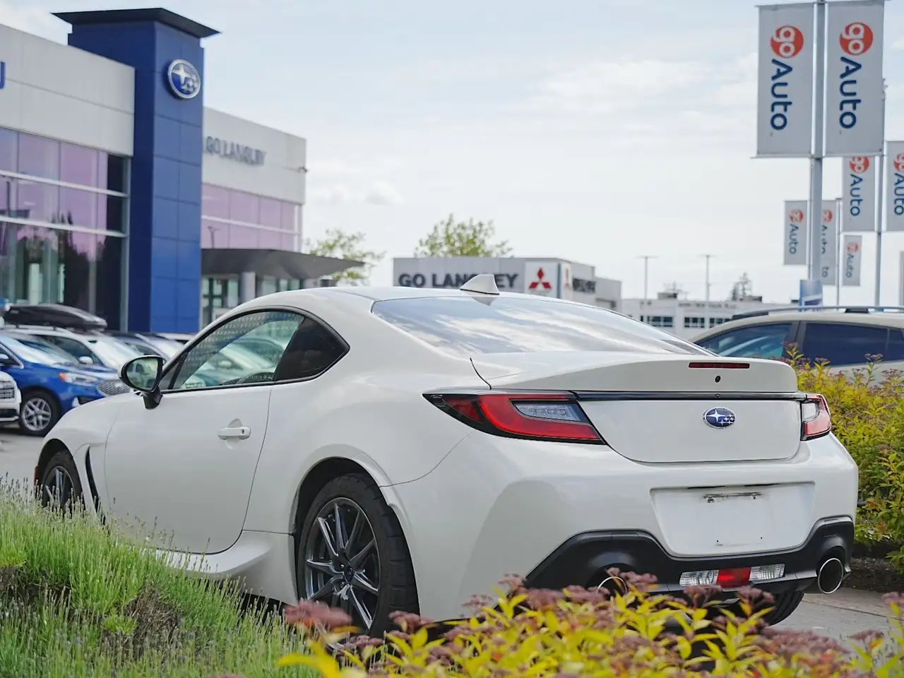 Subaru BRZ снимка Subaru BRZ