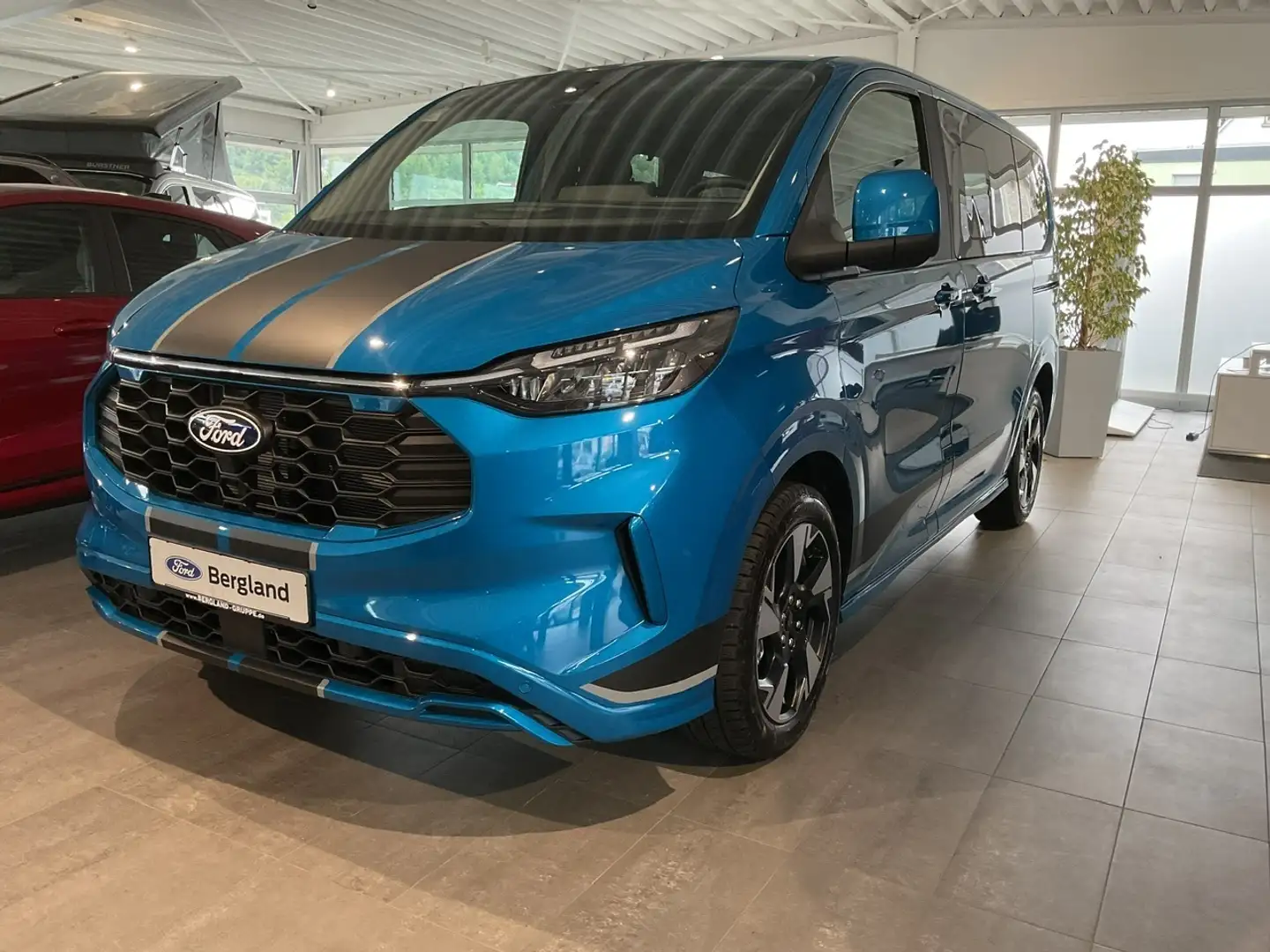 Ford Tourneo Custom 320L1 Sport 2.0l (125 KW) 170 PS Automatik L1 Fron Bleu - 2
