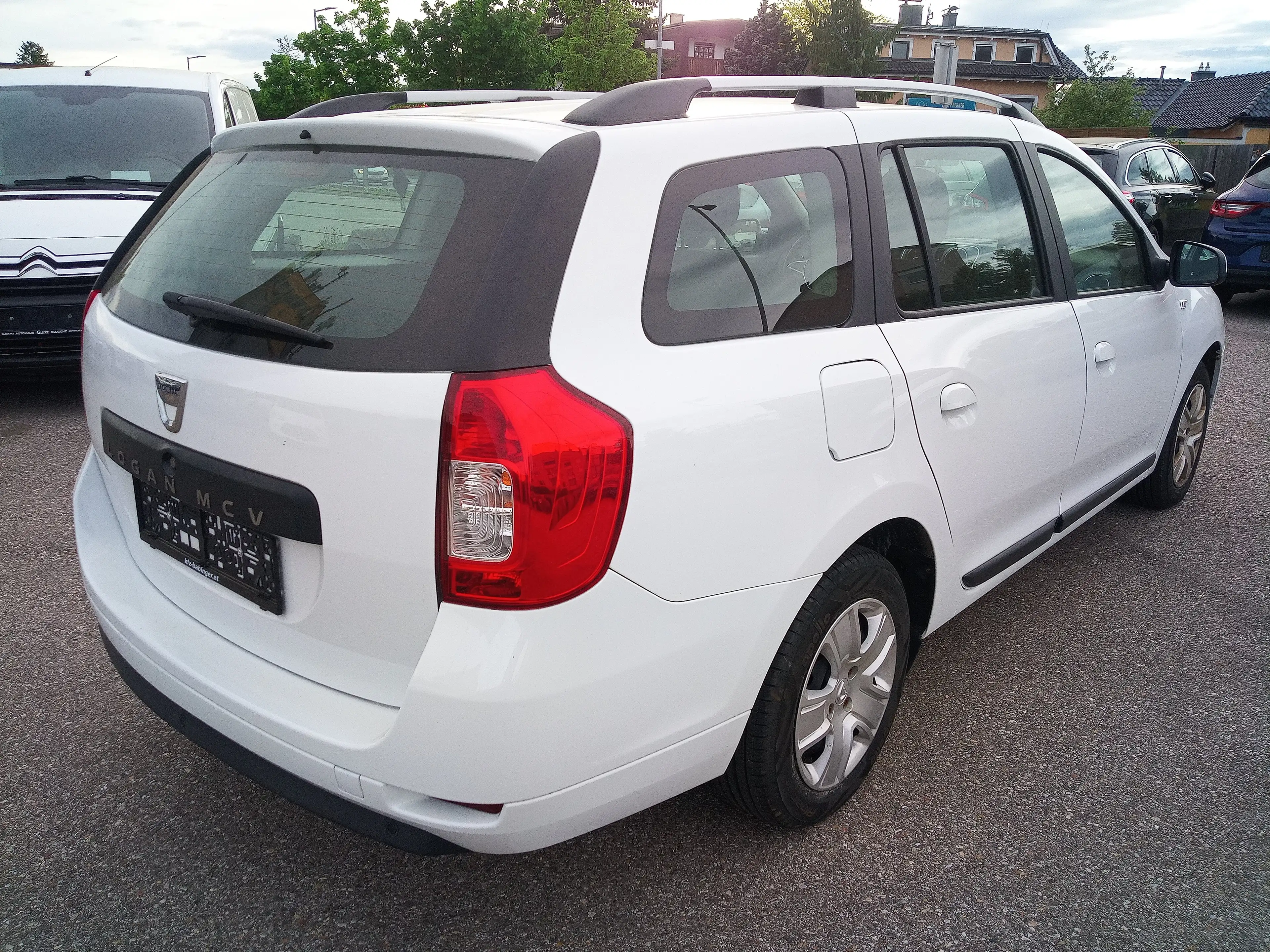 Dacia Logan Laureate §57a u. Service neu SR/WR Freissprech. — photo 4