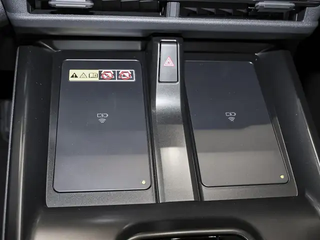 Toyota C-HR+ view 10