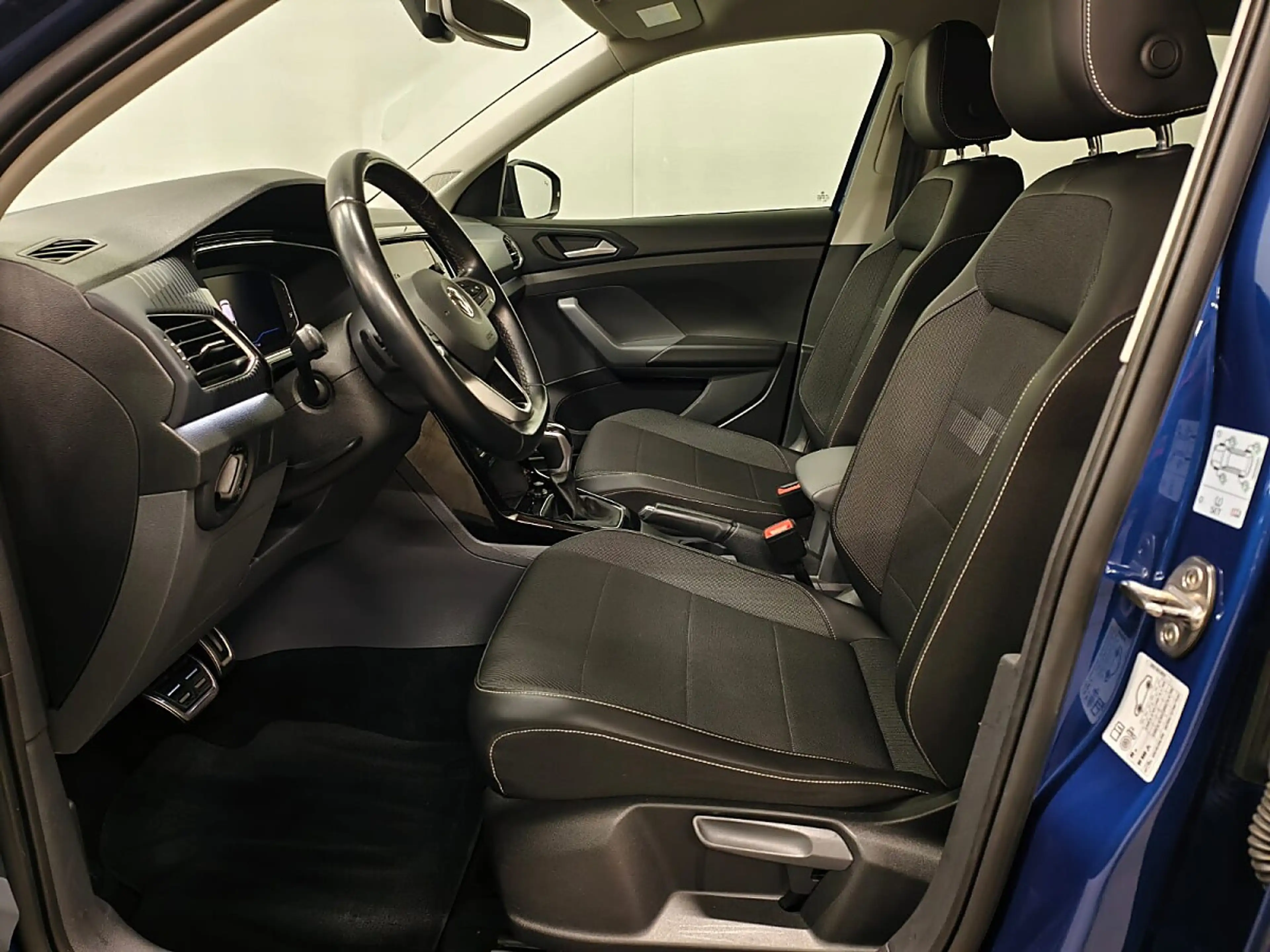 Volkswagen T-Cross 1,0 TSI DSG, LED, Dig.Cockpit, AC-Aut. — photo 13