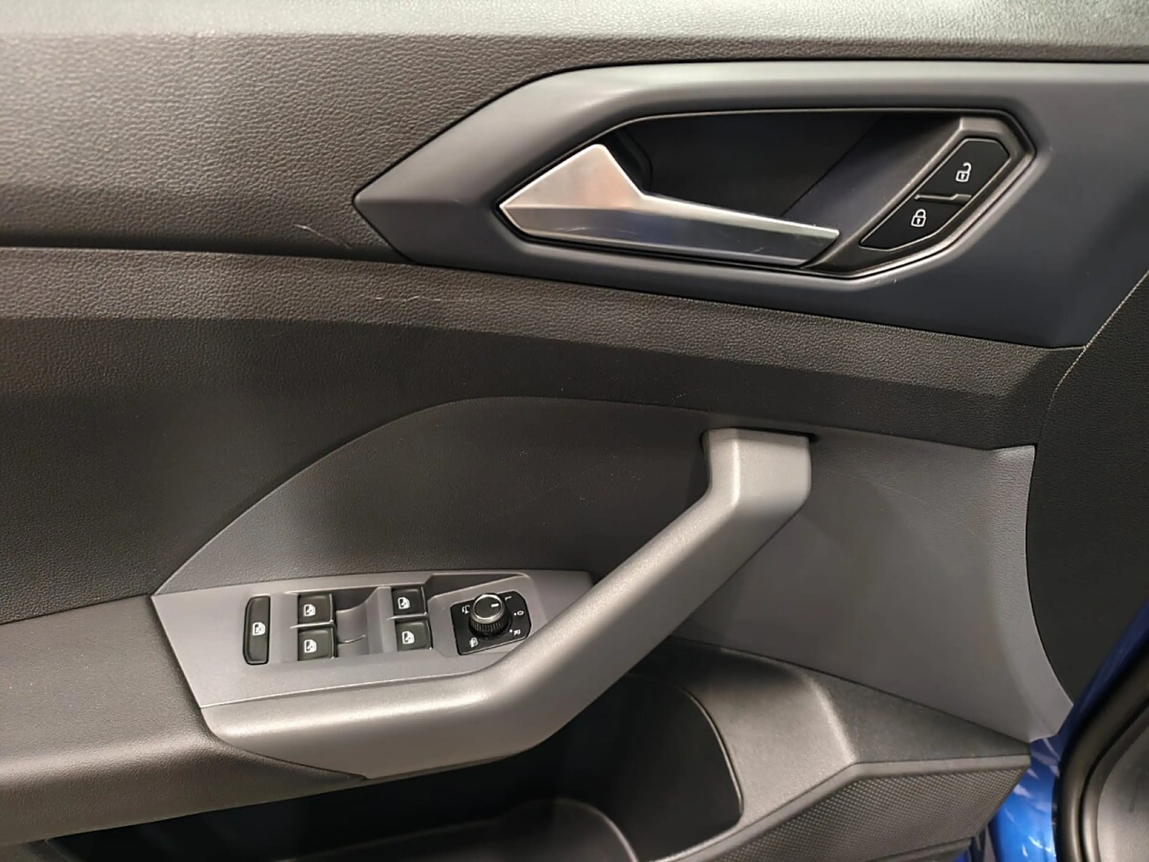 Volkswagen T-Cross 1,0 TSI DSG, LED, Dig.Cockpit, AC-Aut. — photo 11